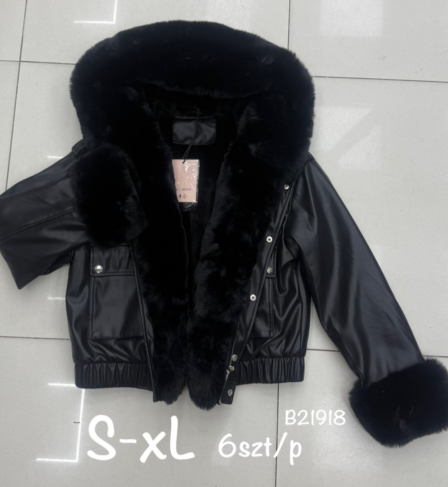 Kurtki skórzane Damskie , Size s-xl,paczka 4szt ,1kolor