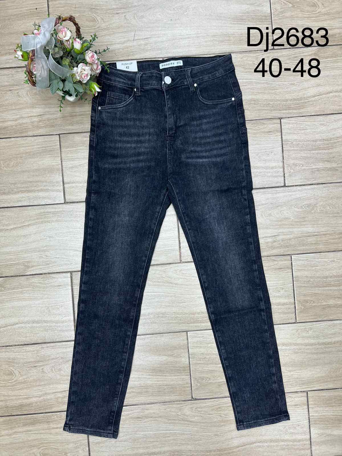 Jeansy Damskie , Size 40-48, paczka 10szt,1kolor