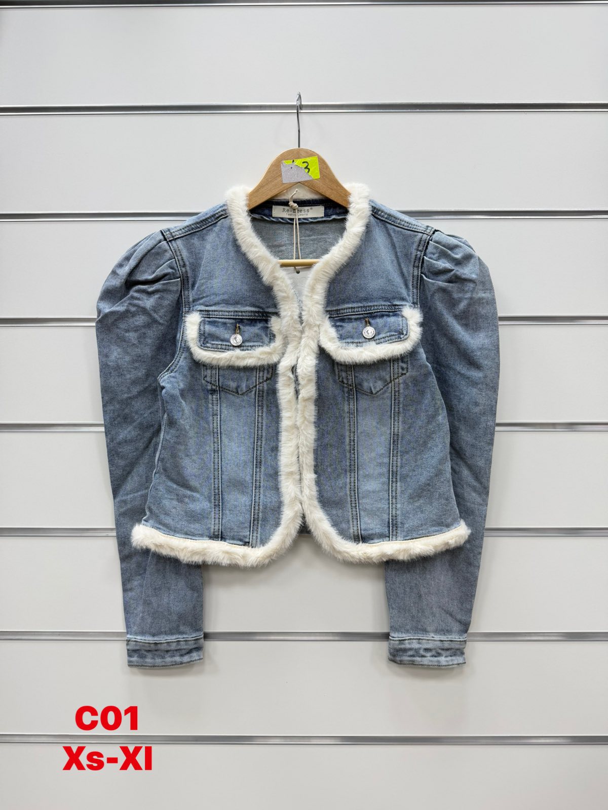 Kurtki Jeansowe damskie , Size xs-xl,paczka 10szt,1kolor