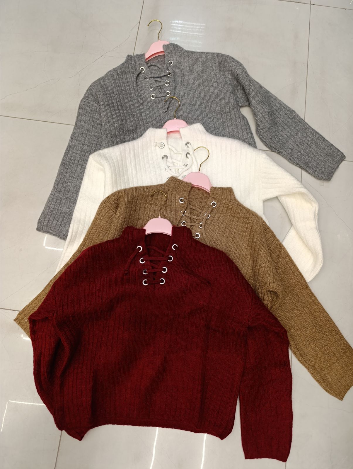 Swetry Damskie , Size uni, paczka 10szt ,mix kolor