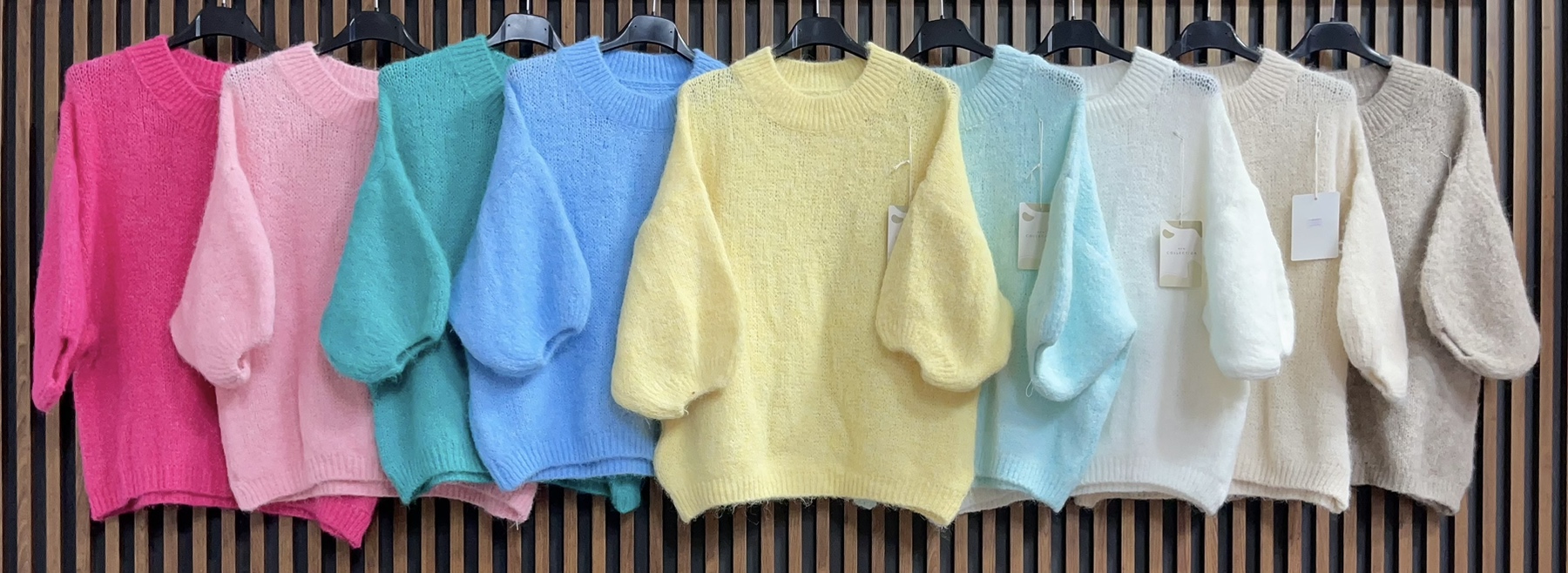 Swetry Damskie  WŁOSKA  , Size uni, paczka 6szt ,mix kolor