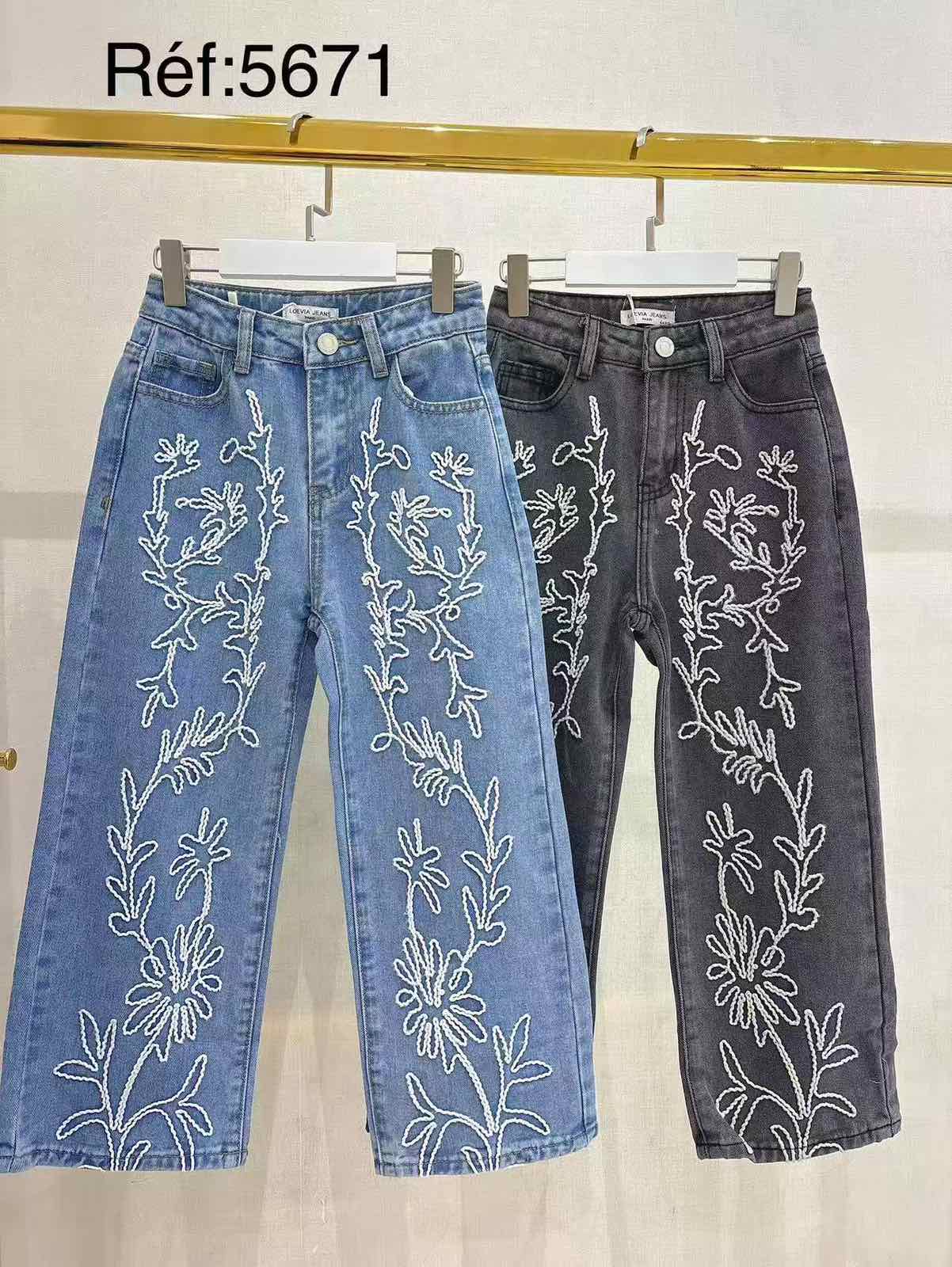 Spodnie JEANSY DZIECIĘCA , Size 4-14lat, paczka 6szt ,1kolor