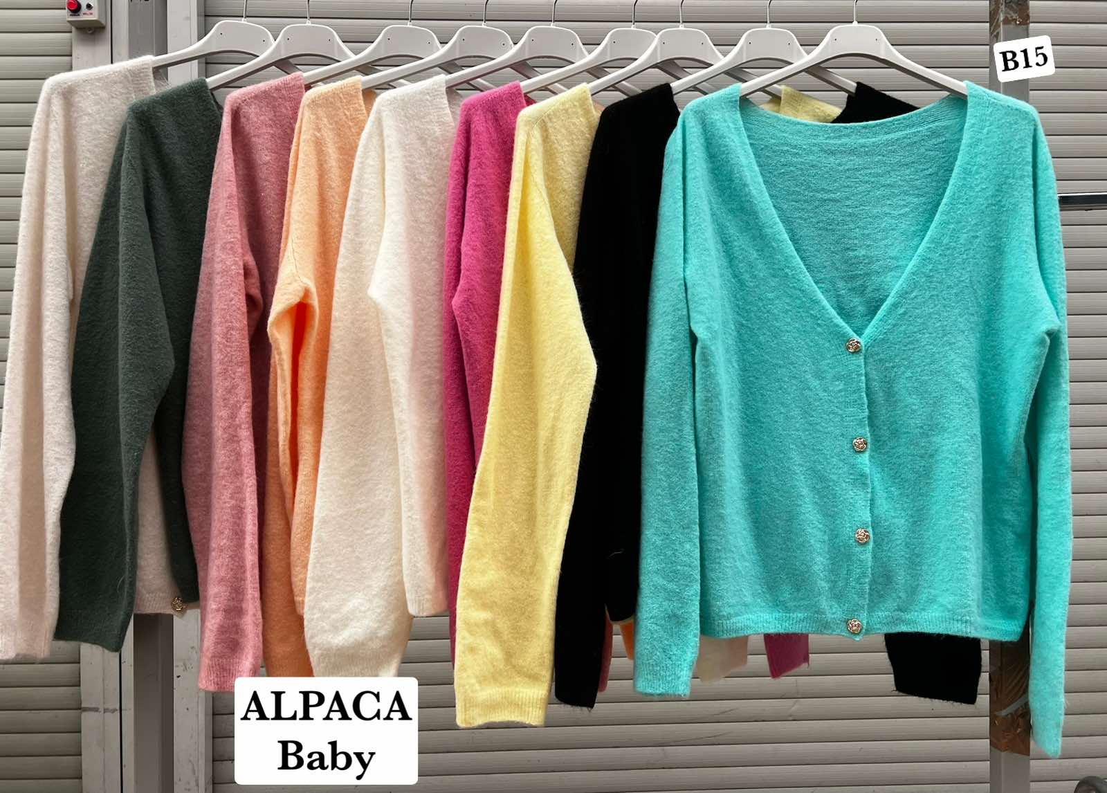 Swetry  Damskie  WŁOSKA  , Size uni, paczka 6szt ,mix kolor