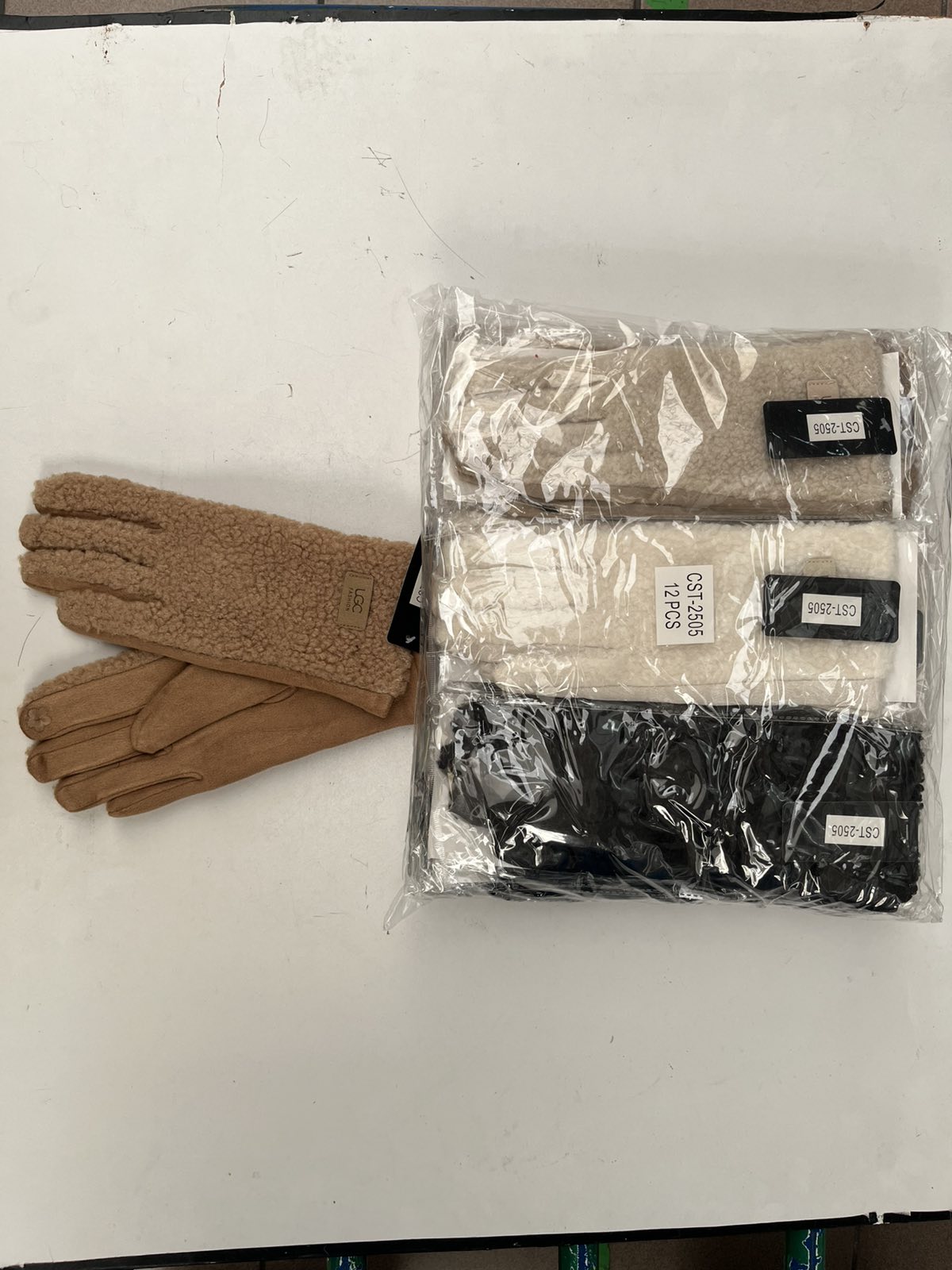 Rękawiczki damskie, paczka 12szt,mix kolor