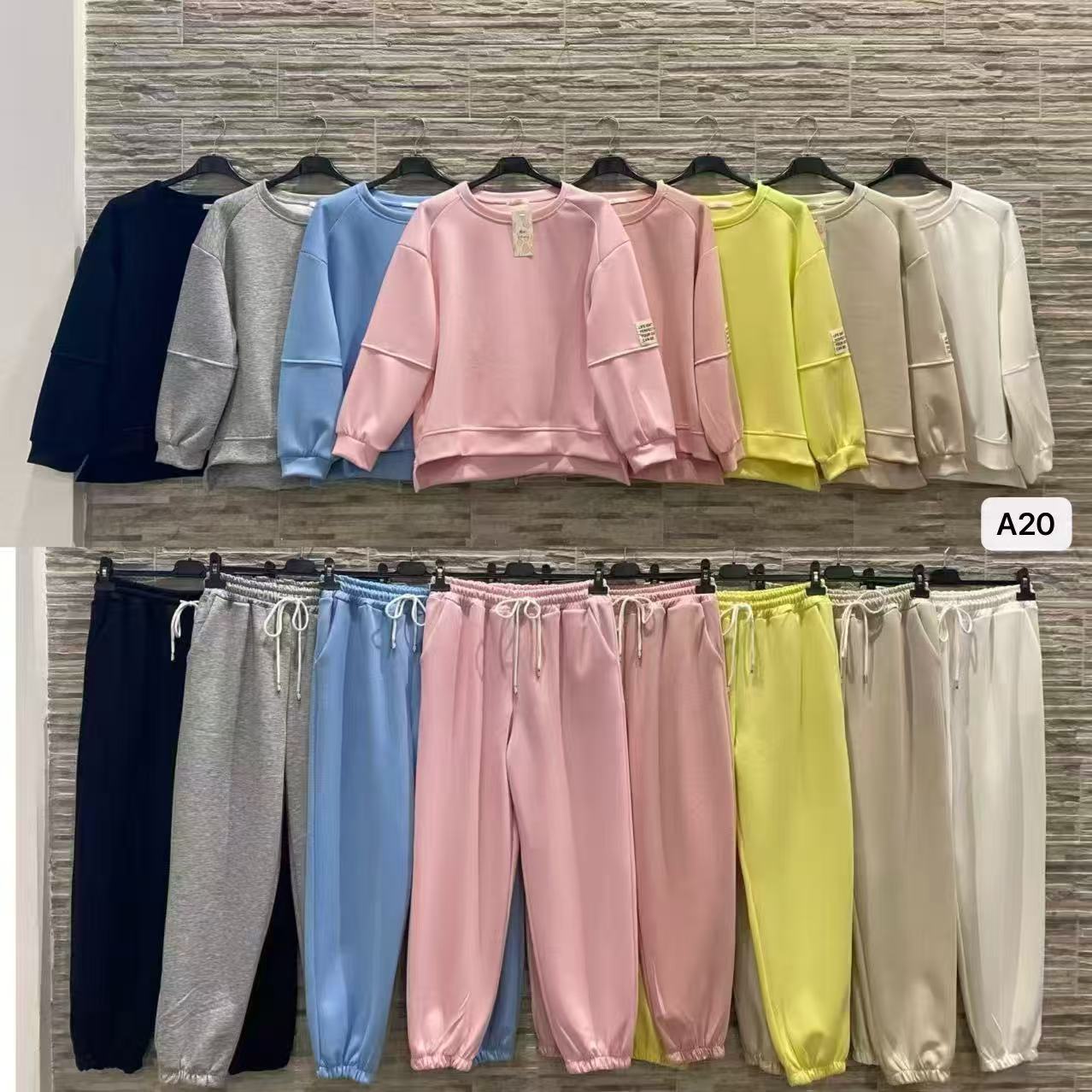 Komplety  Damskie wloskie, Size uni, paczka 6szt ,mix kolor