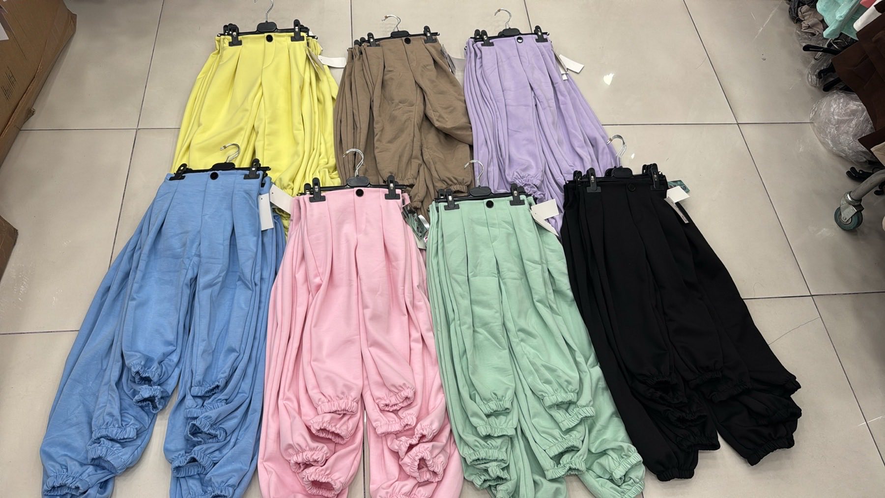 Spodnie DZIECIĘCA , Size 4-14 lat, paczka 6szt ,1kolor