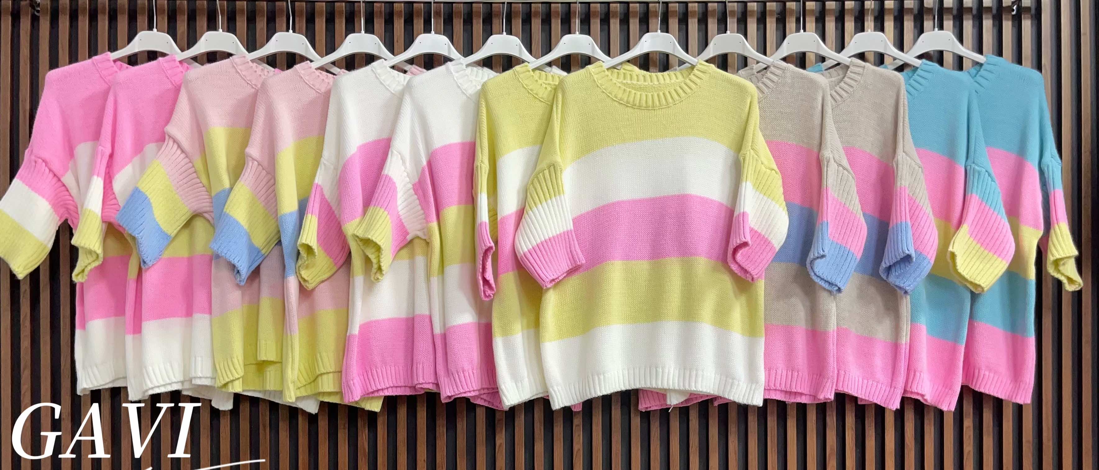 Swetry Damskie  WŁOSKA  , Size uni, paczka 6szt ,mix kolor