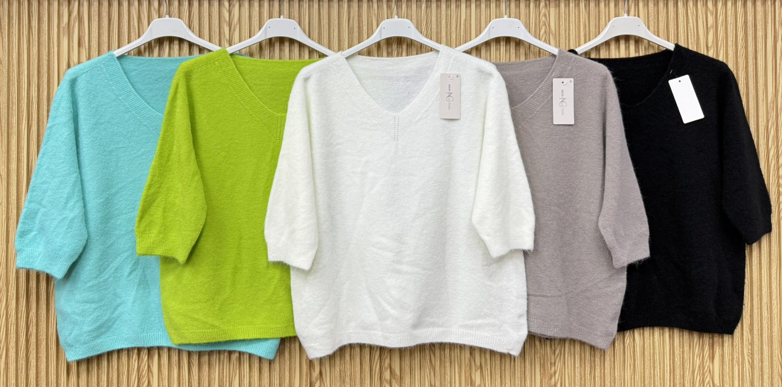 Swetry Damskie  WŁOSKA  , Size uni, paczka 6szt ,mix kolor