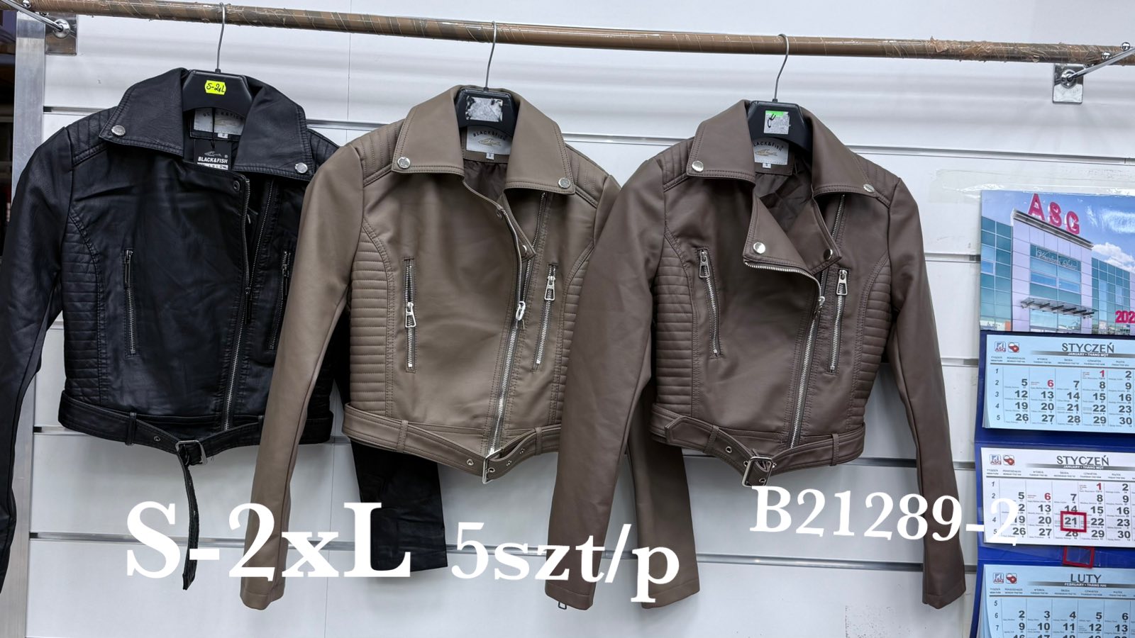 Kurtki skórzane Damskie , Size s-2xl, paczka 5szt ,1kolor