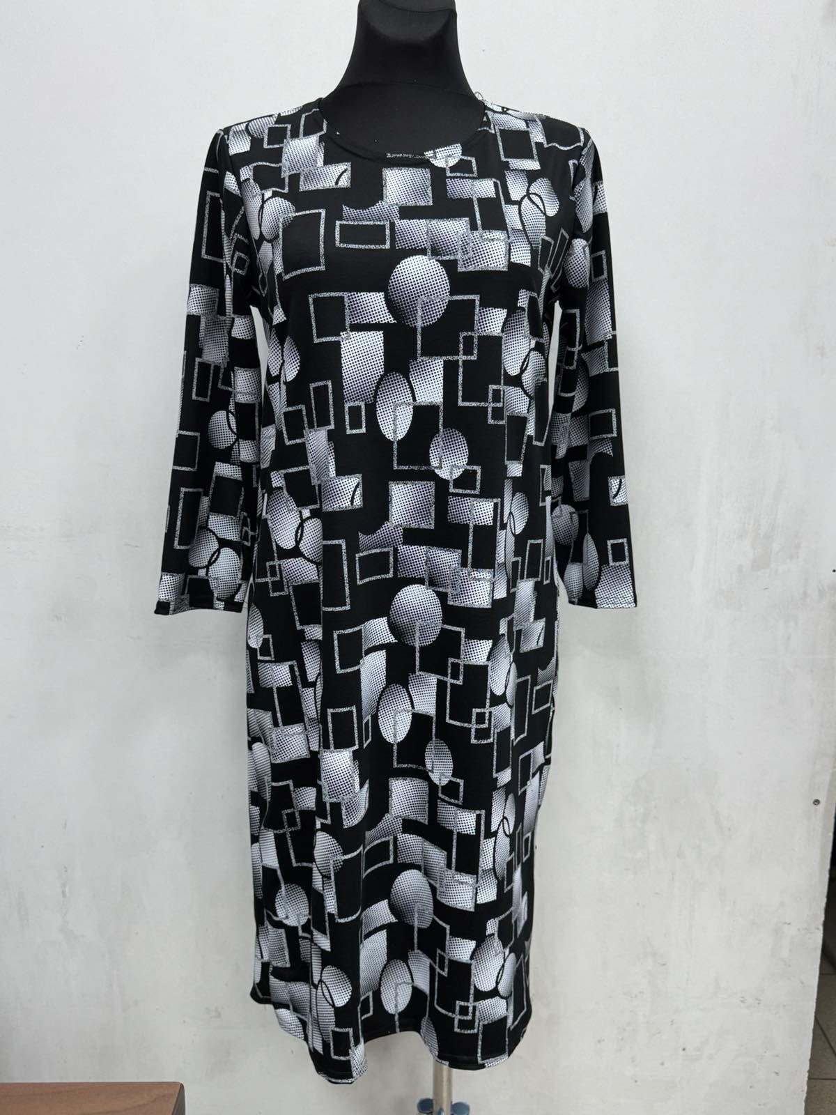 Sukienki Damskie polskie, Size xl-5xl, paczka 5szt,1kolor