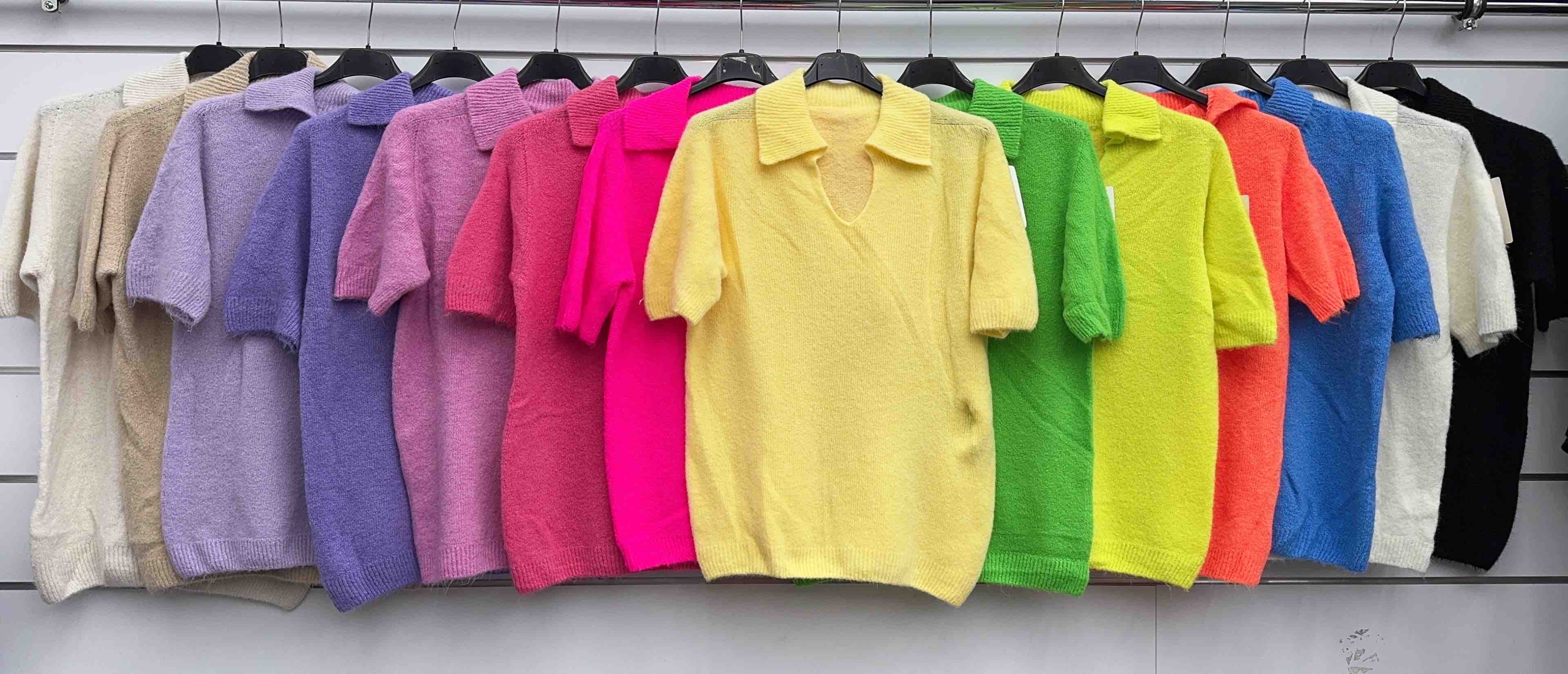 Swetry Damskie  WŁOSKA  , Size uni, paczka 6szt ,mix kolor