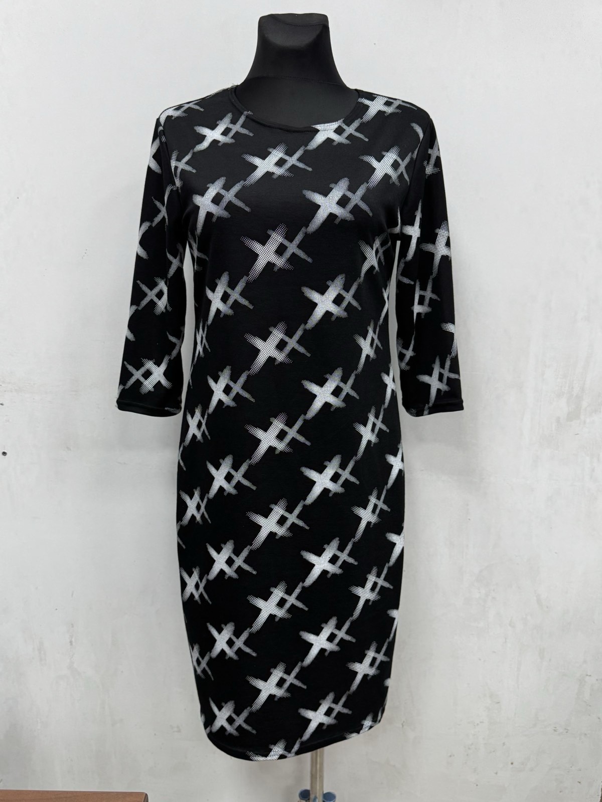 Sukienki Damskie polskie, Size xl-5xl, paczka 5szt,1kolor