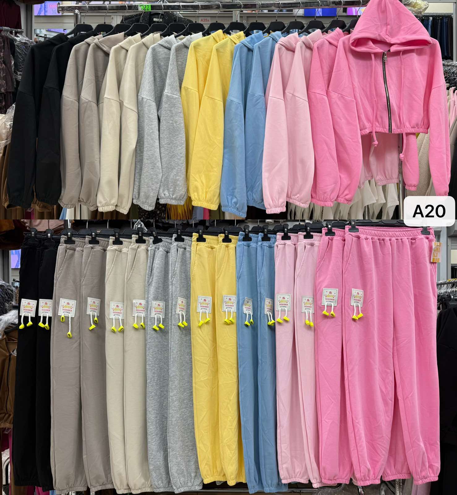 Komplety Damskie wloskie, Size uni, paczka 6szt ,mix kolor