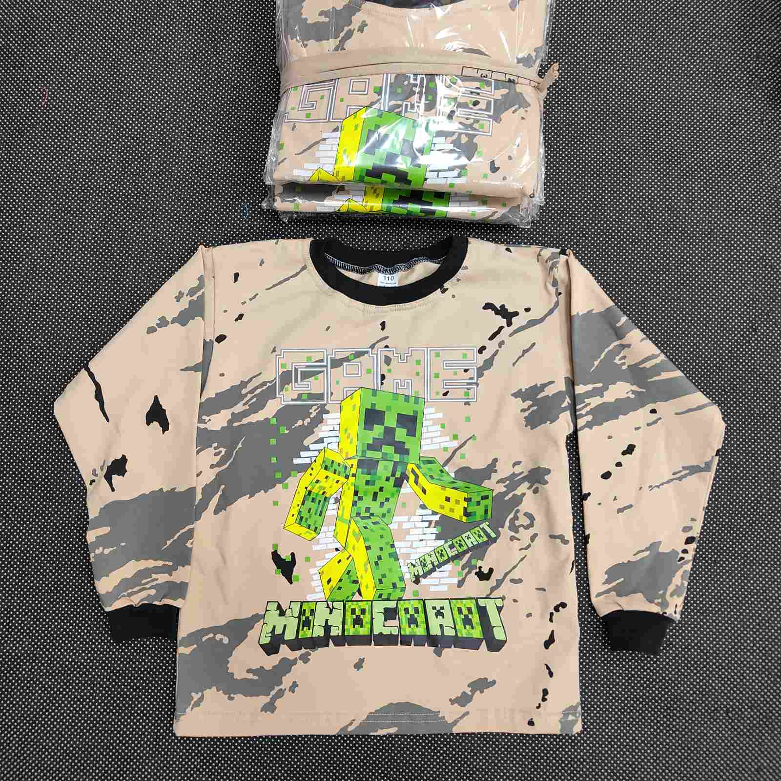 Bluzki DZIECIĘCA ,size 110-146,paczka 7szt ,1kolor