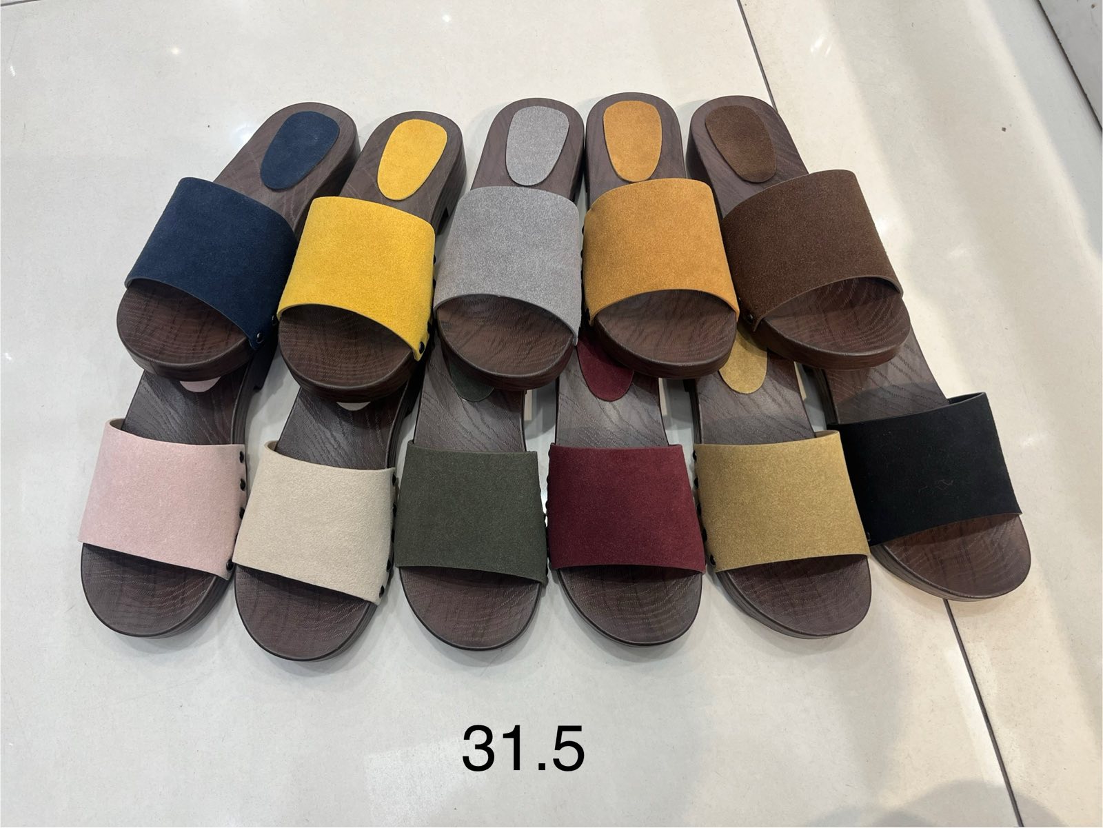 Klapki Damskie (36-41, 12par)