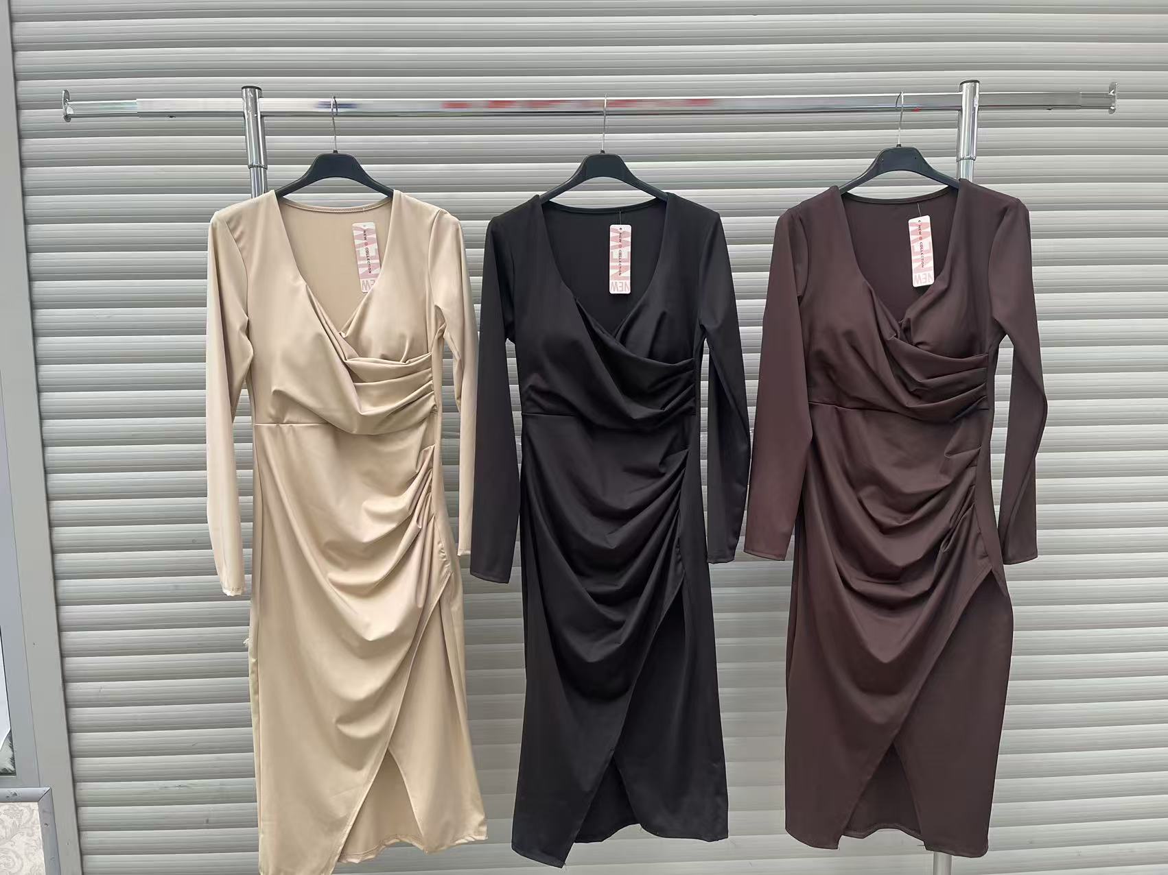 Sukienki Damskie  WŁOSKA  , Size uni, paczka 6szt ,mix kolor