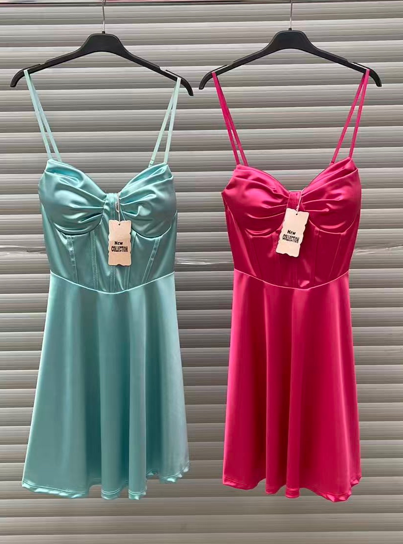 Sukienki Damskie  WŁOSKA  , Size uni, paczka 6szt ,mix kolor