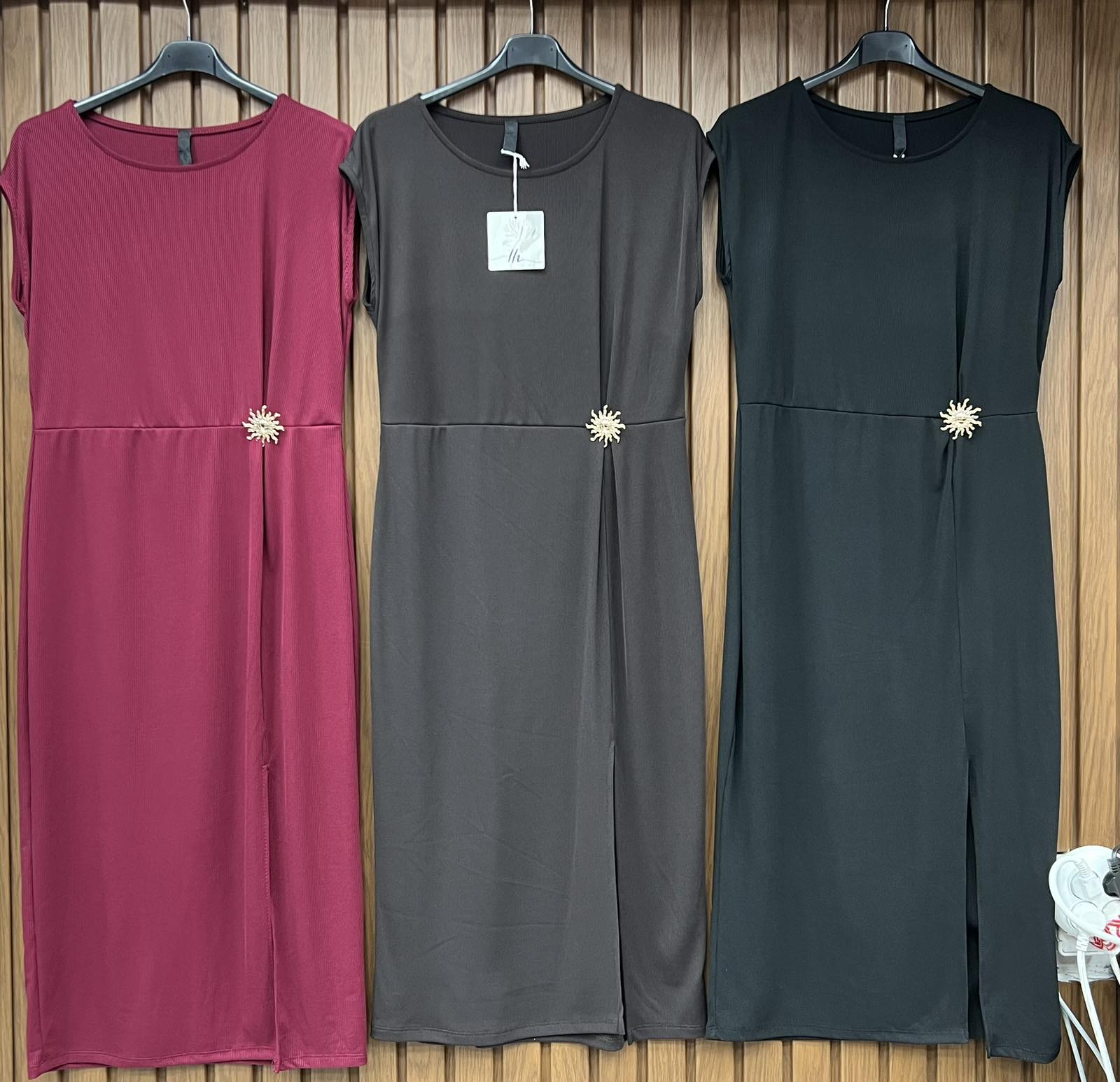 Sukienki  Damskie  WŁOSKA  , Size uni, paczka 6szt ,mix kolor