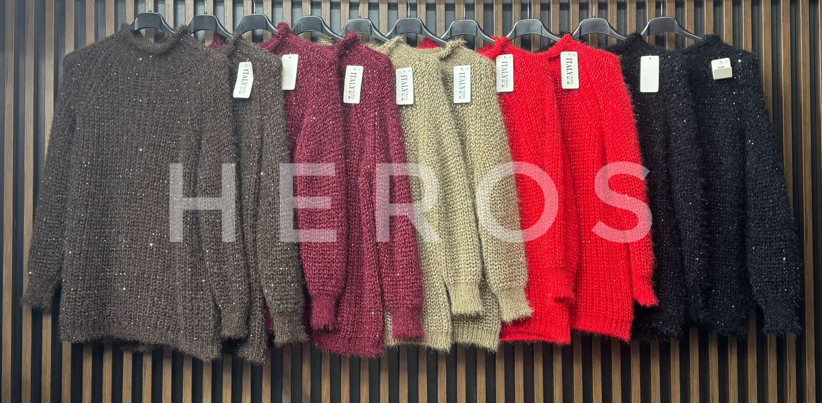 Swetry Damskie  WŁOSKA  , Size uni, paczka 6szt ,mix kolor