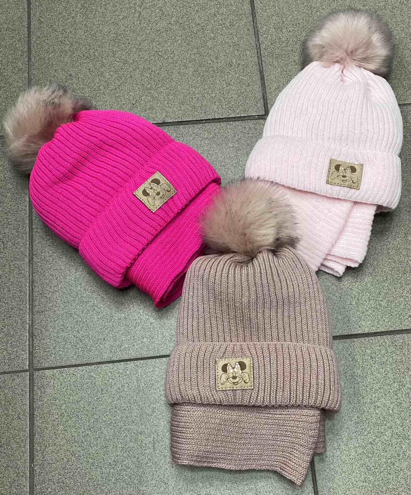 Czapki  Dzieci, paczka 12szt,mix kolor