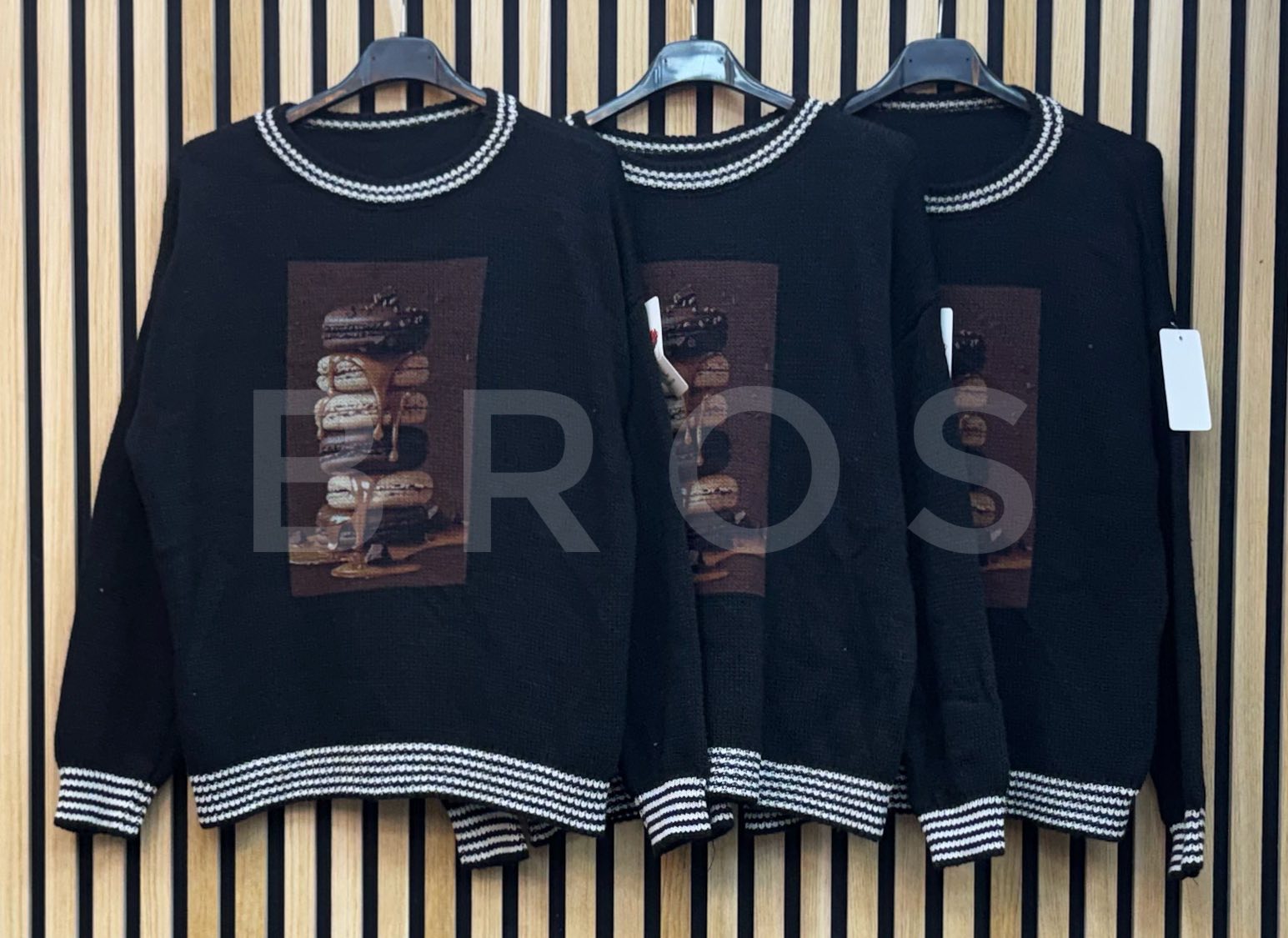 Swetry Damskie wloskie, Size uni, paczka 6szt ,1kolor