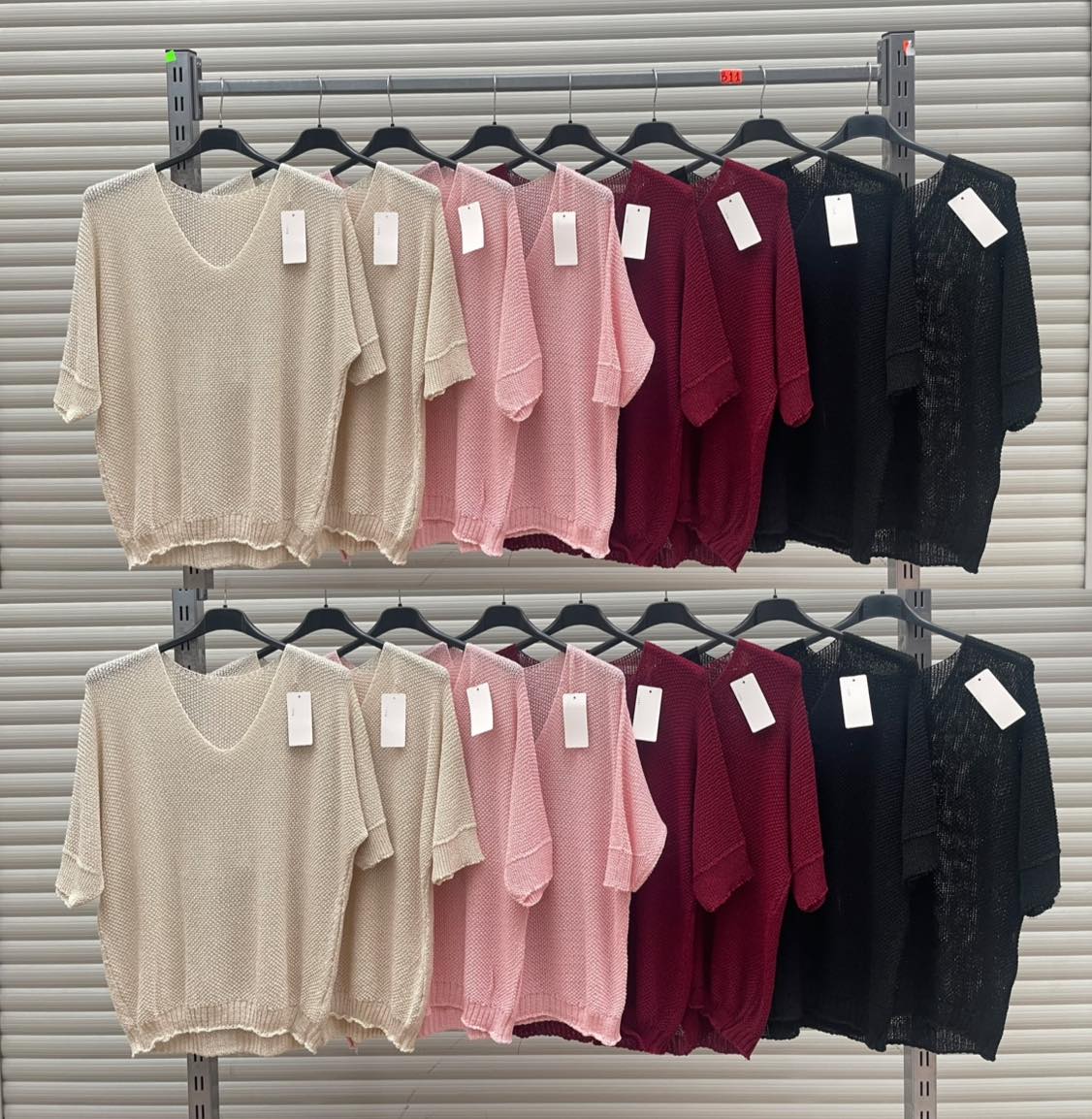 Swetry Damskie wloskie, Size uni, paczka 6szt ,mix kolor