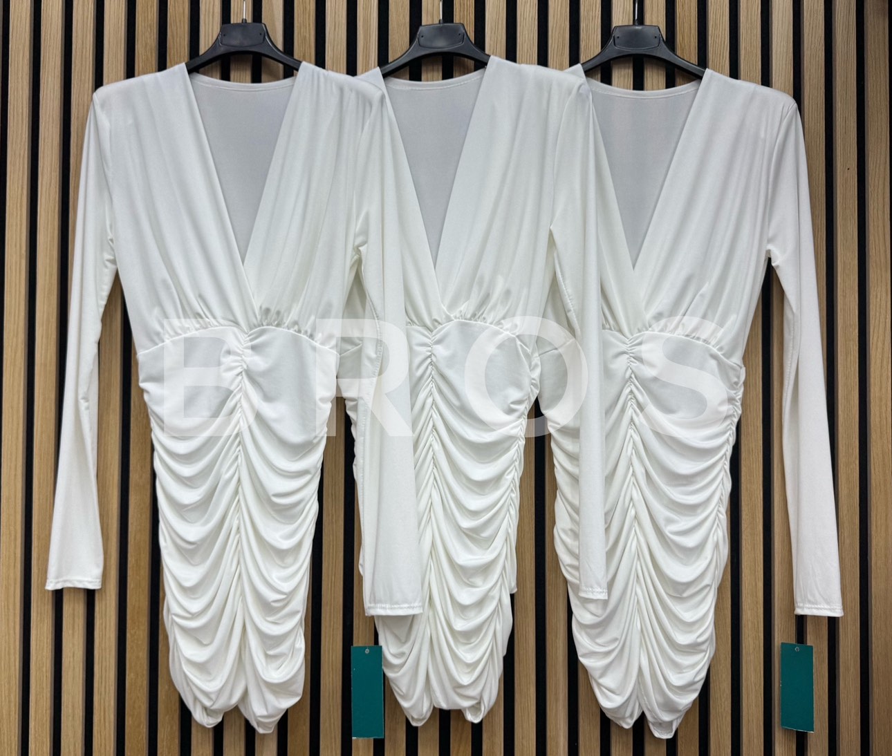 Sukienki Damskie wloskie, Size uni, paczka 6szt ,1kolor