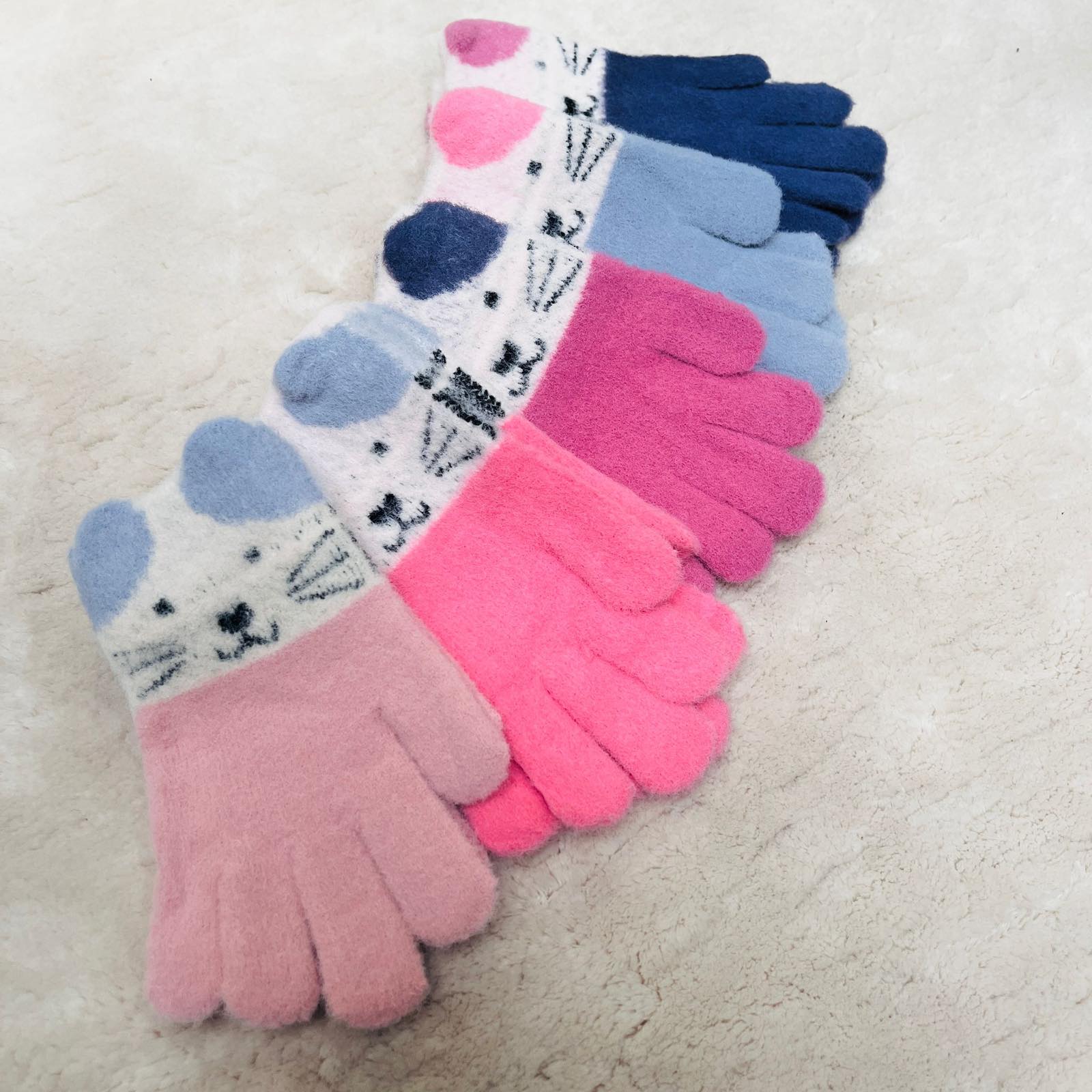 Rękawiczki DZIECIĘCA , paczka 12szt,mix kolor