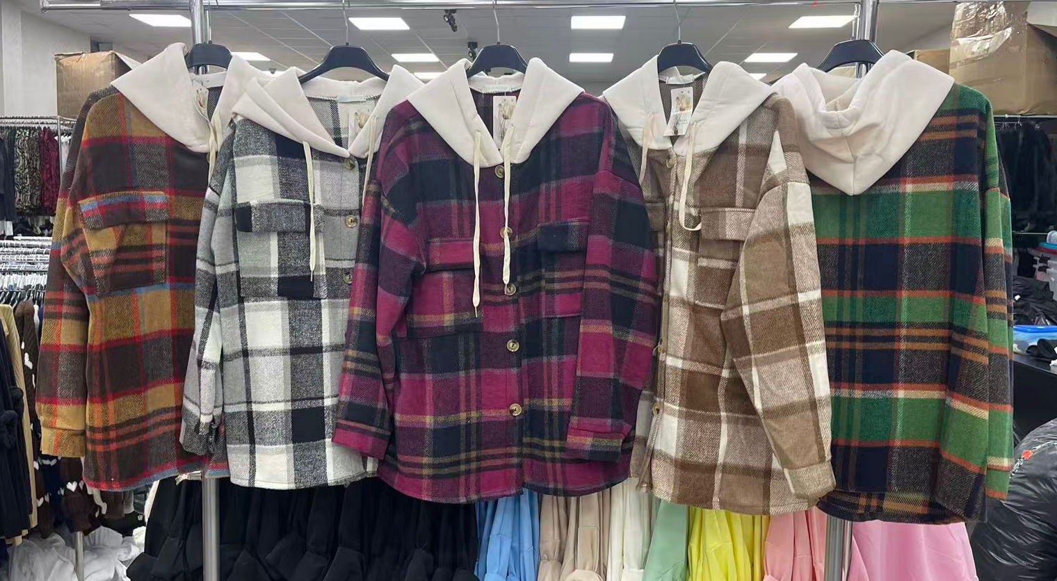 Kurtki Damskie  WŁOSKA  , Size uni, paczka 6szt ,mix kolor