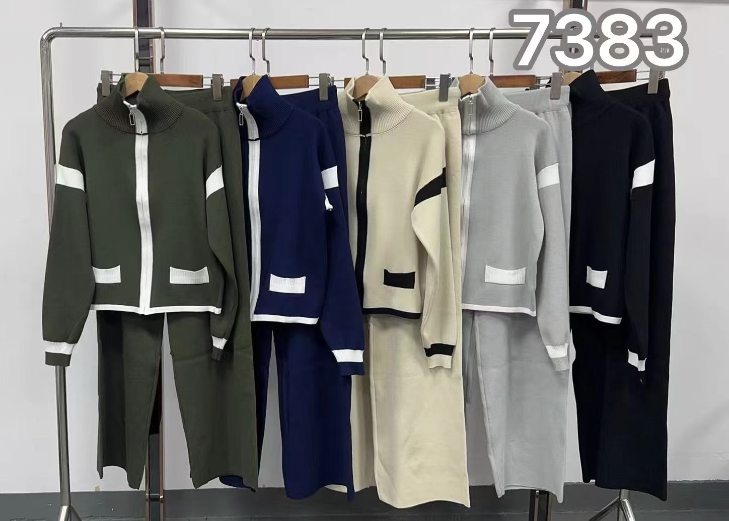 Komplety Damskie Włoskie , Size uni, paczka 6szt ,mix kolor