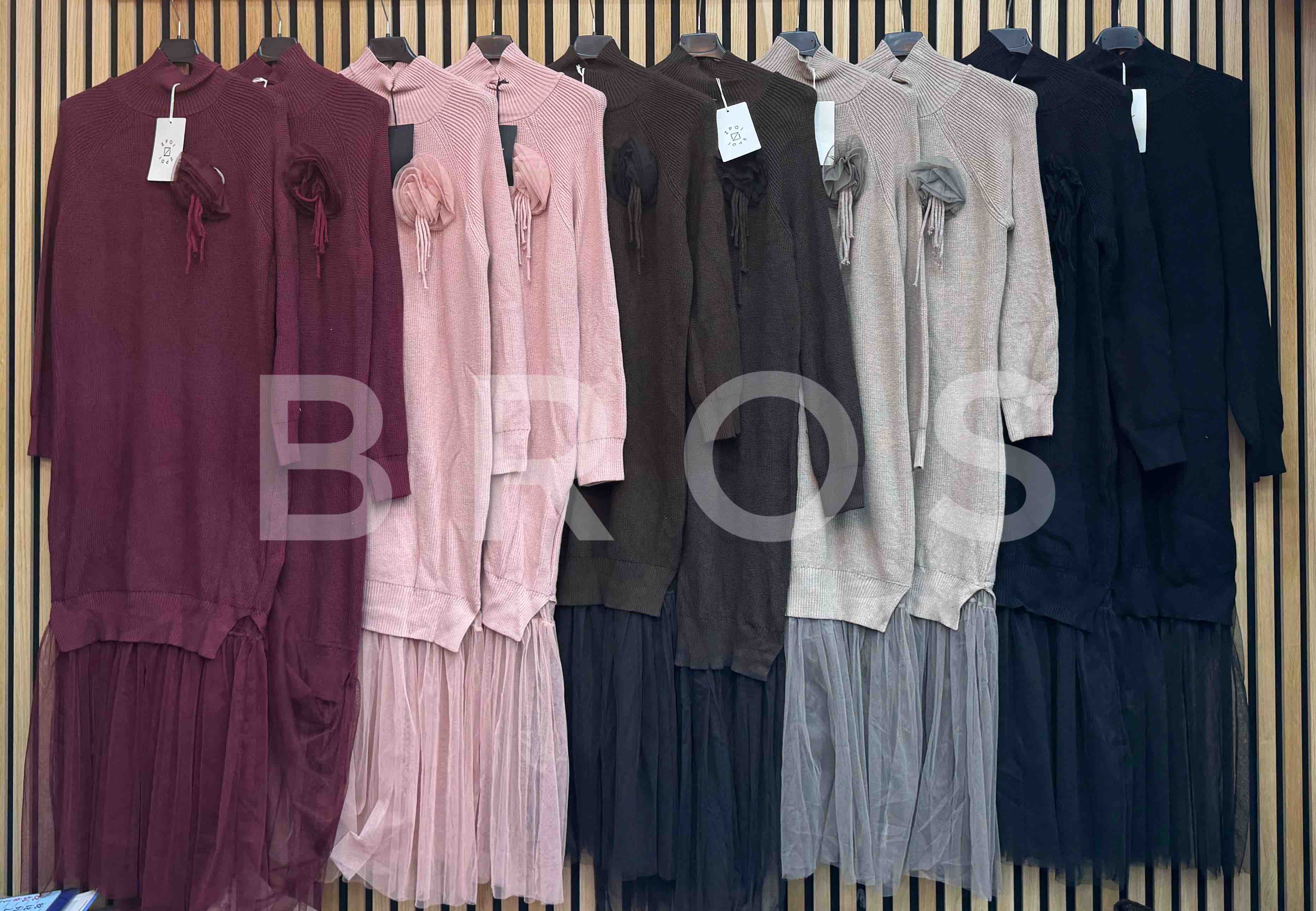 Sukienki damskie, Size uni, paczka 6szt ,mix kolor