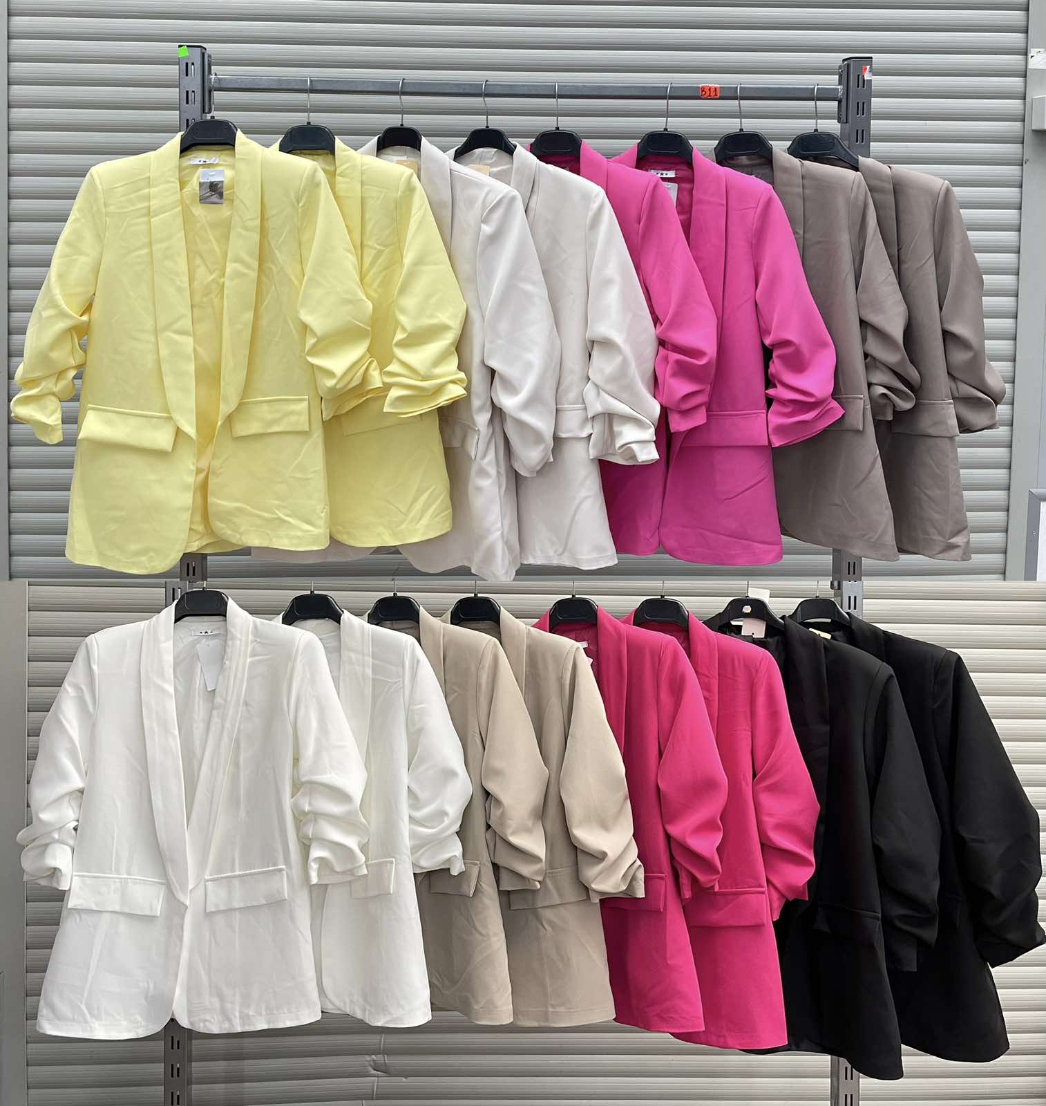 Marynarki Damskie Wloskie , Size uni, paczka 6szt ,mix kolor