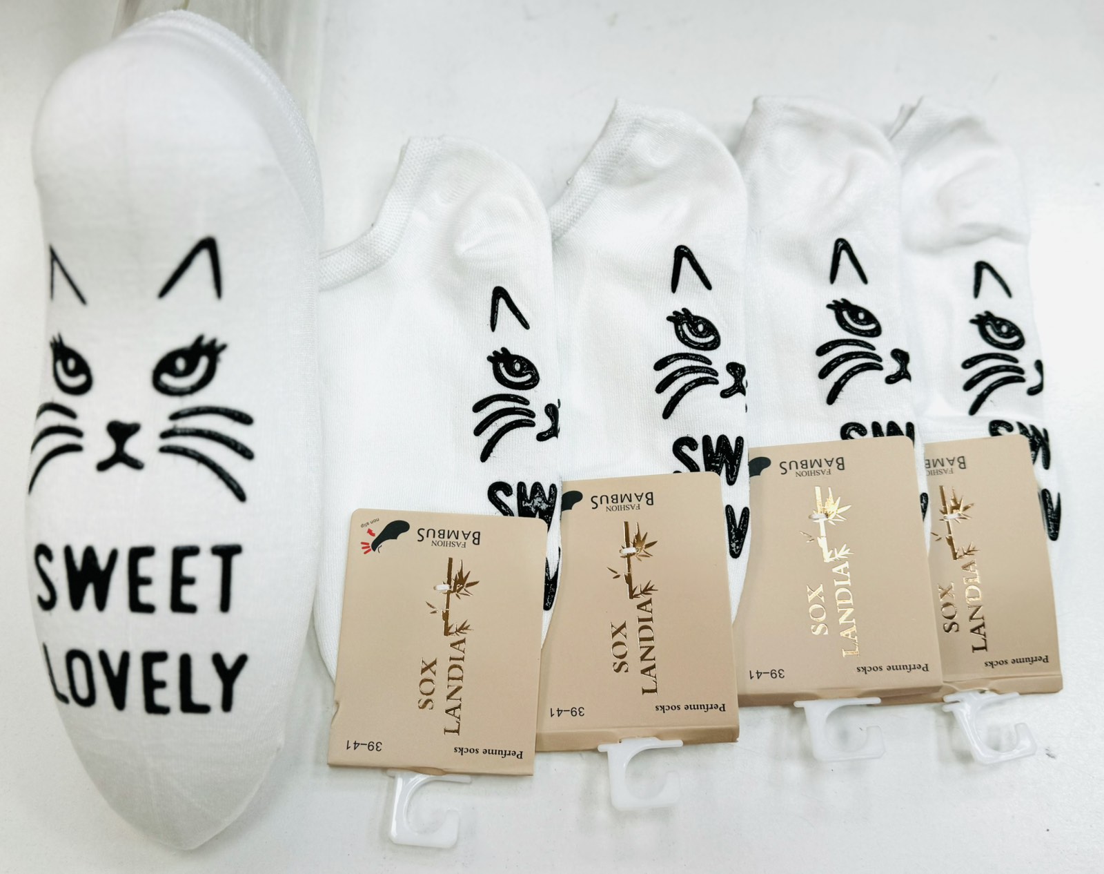 SKARPETY / STOPKI DAMSKIE.SIZE 39-41(40PAR/PACZKA) KOLOR JAK NA ZDZIĘCIU