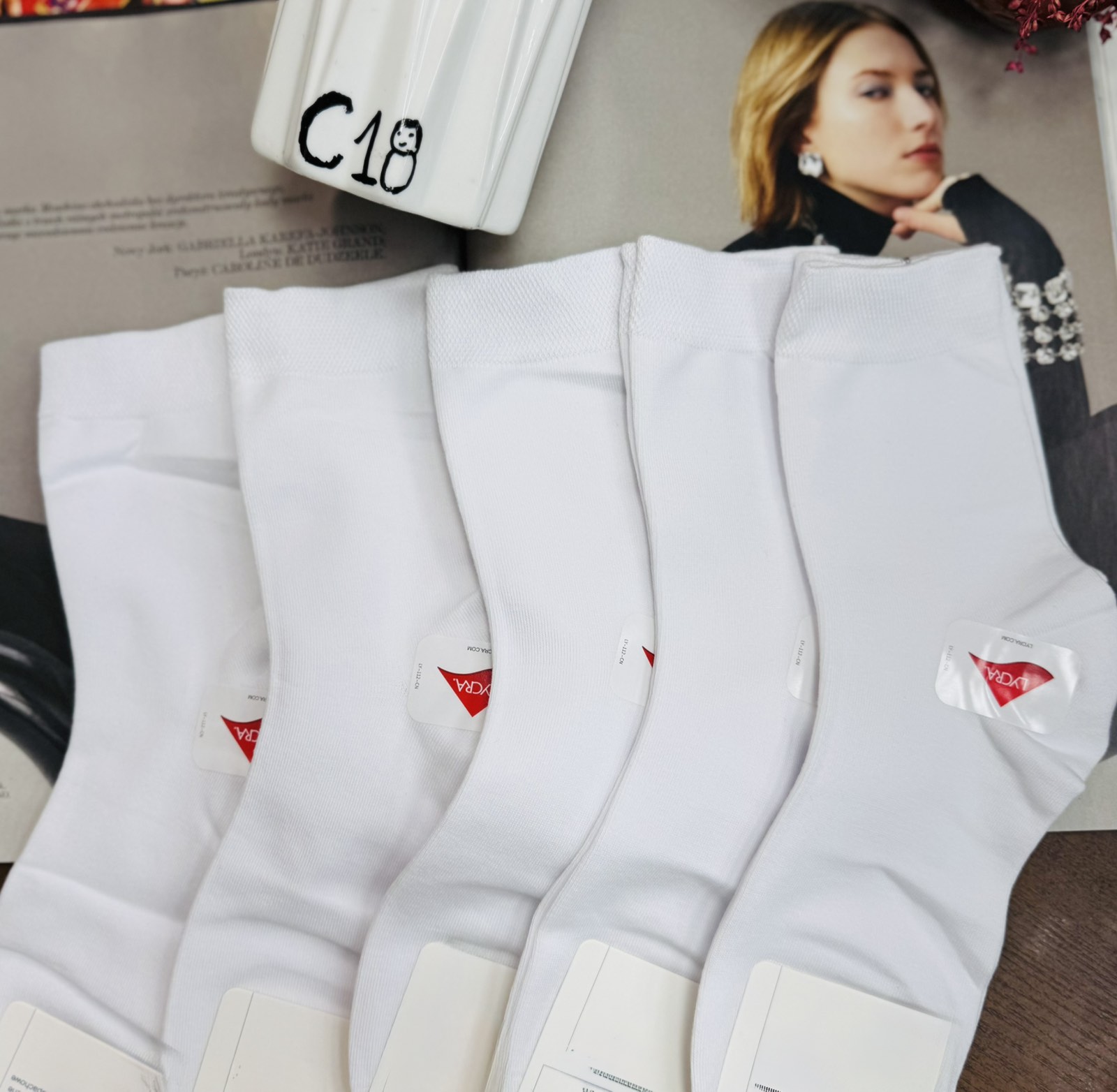 SKARPETY / STOPKI DAMSKIE.SIZE 35-42(40PAR/PACZKA) KOLOR JAK NA ZDZIĘCI