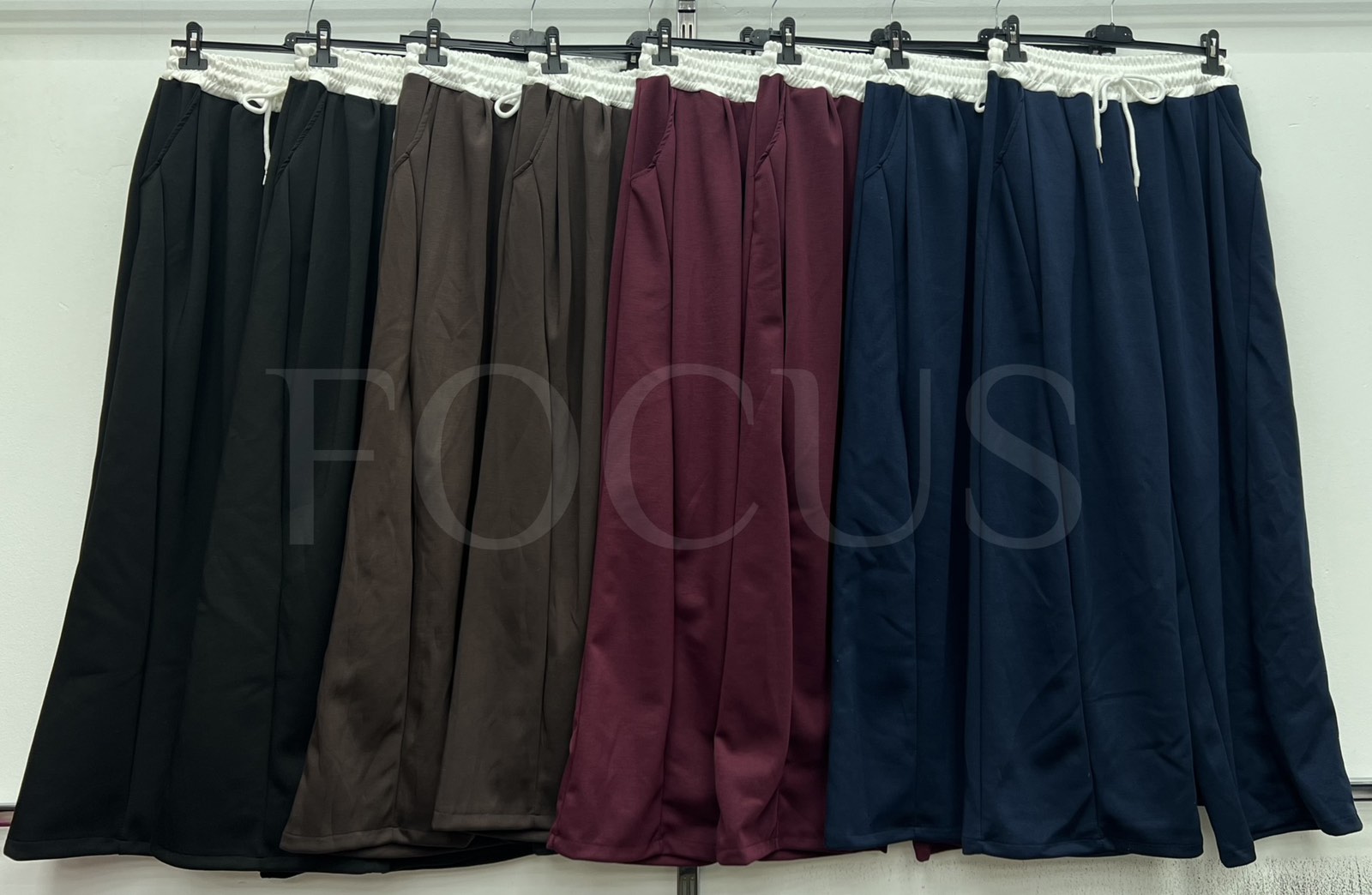 Spodnie Damskie Włoskie , Size uni, paczka 6szt ,mix kolor