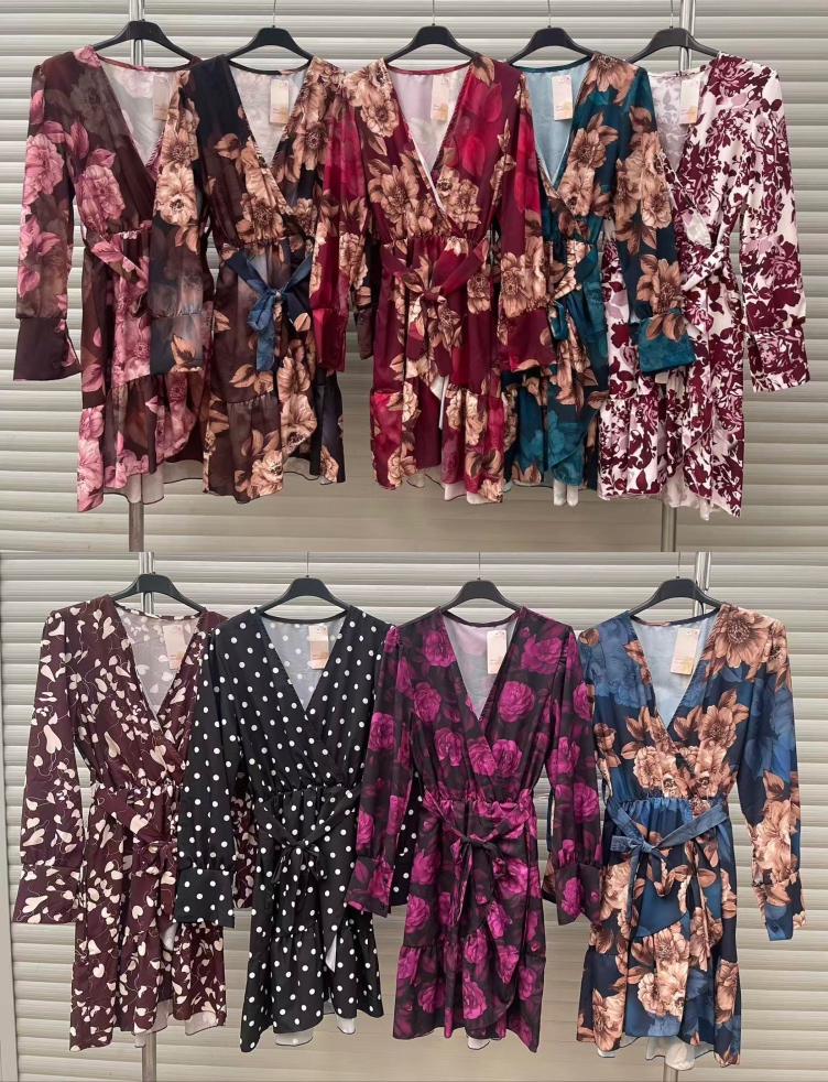 Sukienki Damskie  WŁOSKA  , Size uni, paczka 6szt ,mix kolor