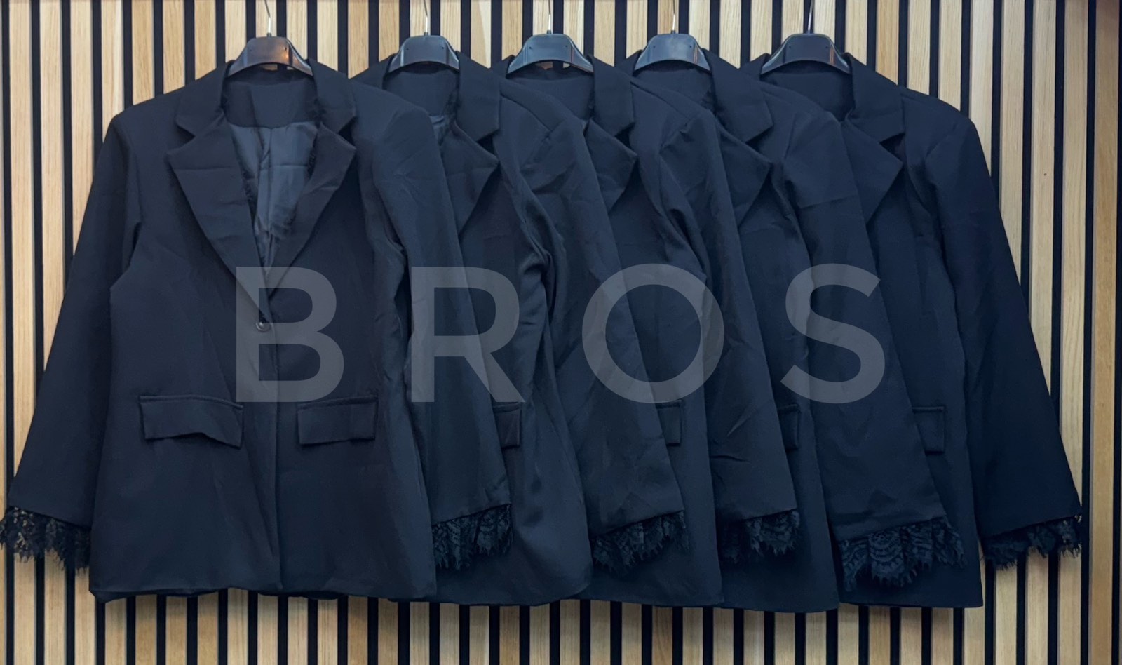 Marynarki Damskie wloskie, Size uni, paczka 6szt ,1kolor