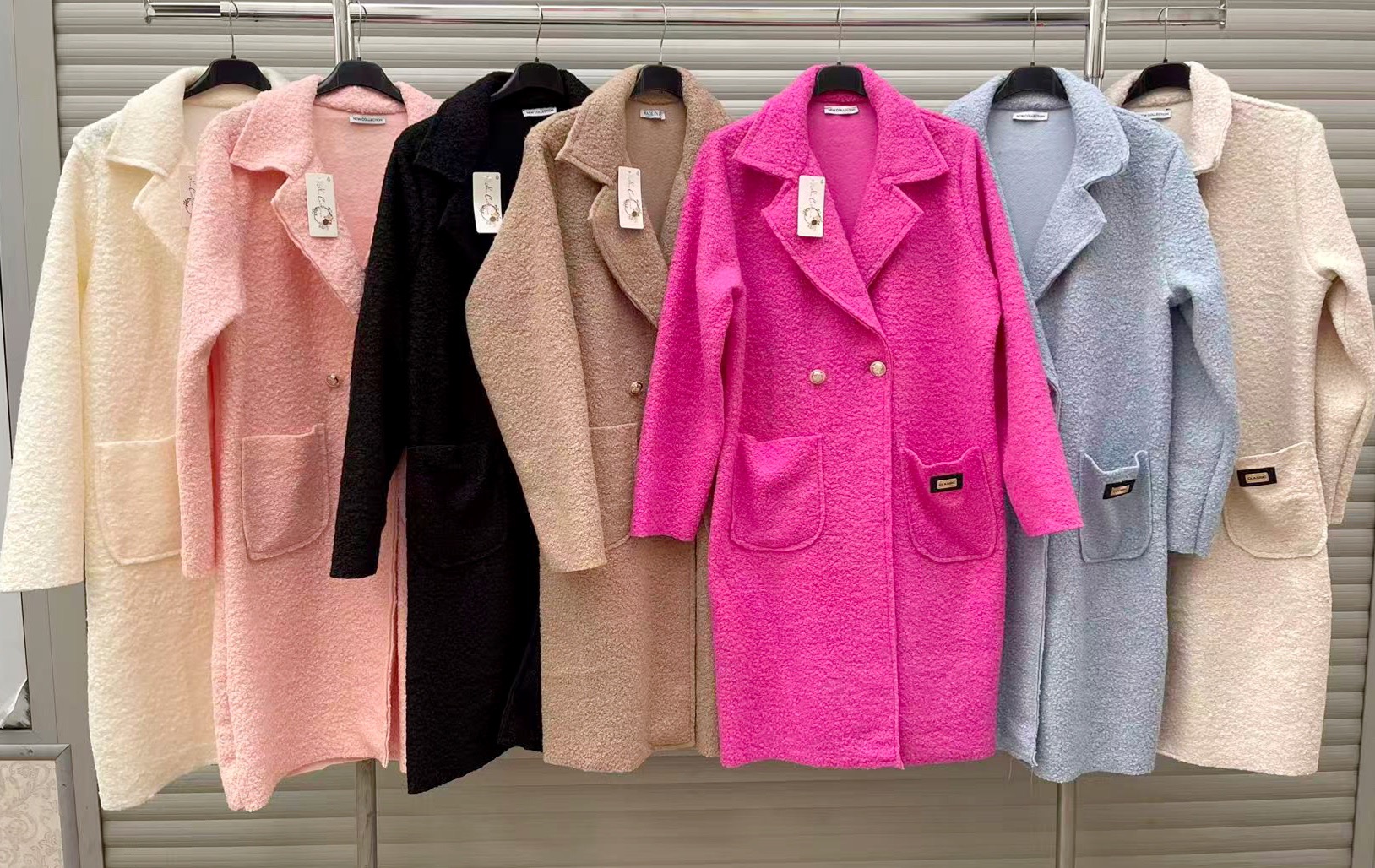 Płaszcz Damskie  WŁOSKA  , Size uni, paczka 6szt ,mix kolor