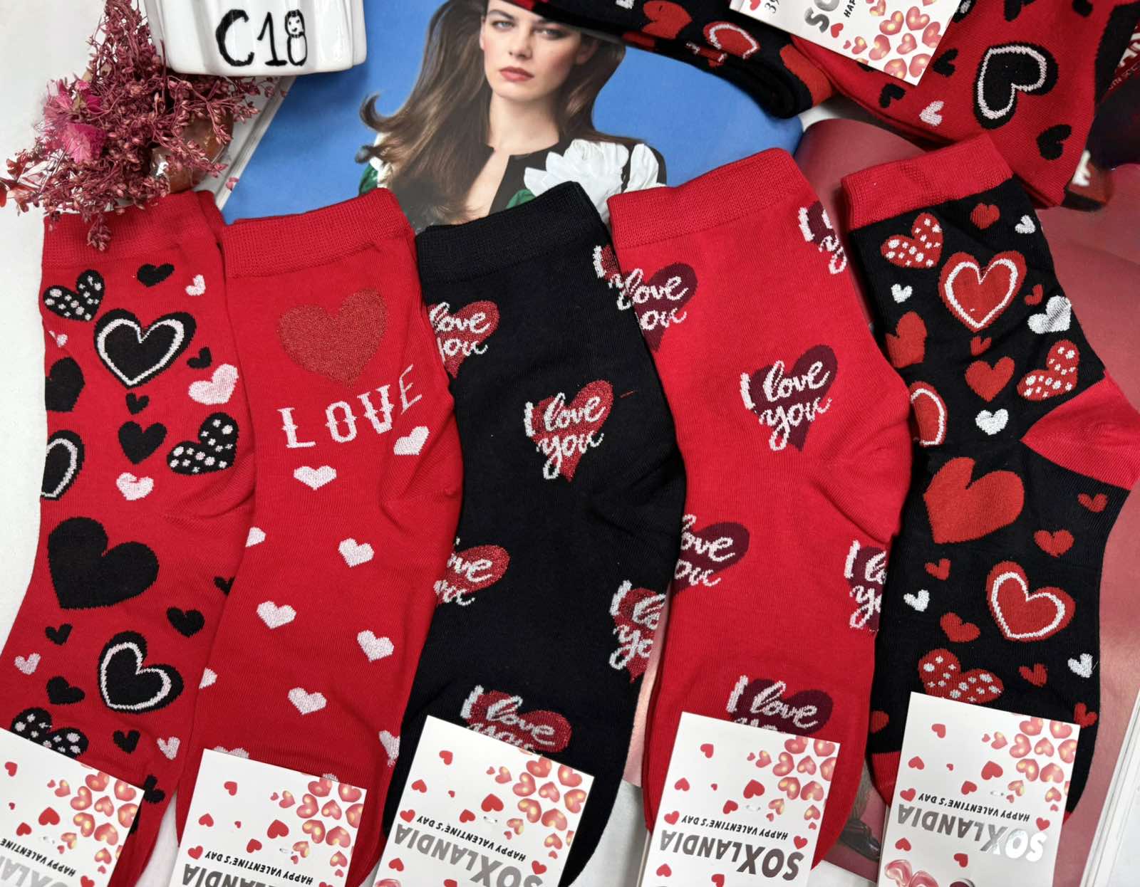 SKARPETY / STOPKI DAMSKIE.SIZE 35-41(40PAR/PACZKA) KOLOR JAK NA ZDZIĘCIU