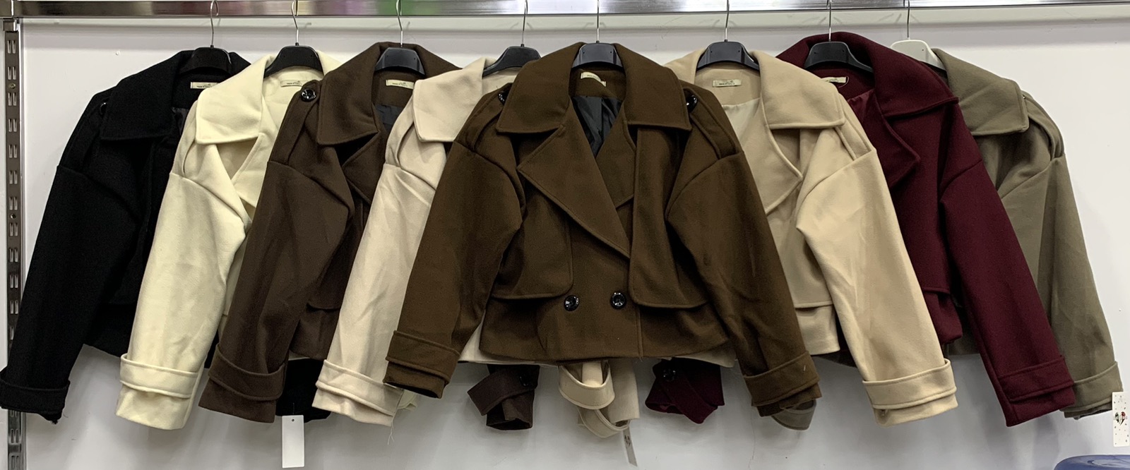 Kurtki  Damskie  WŁOSKA  , Size uni, paczka 6szt ,mix kolor