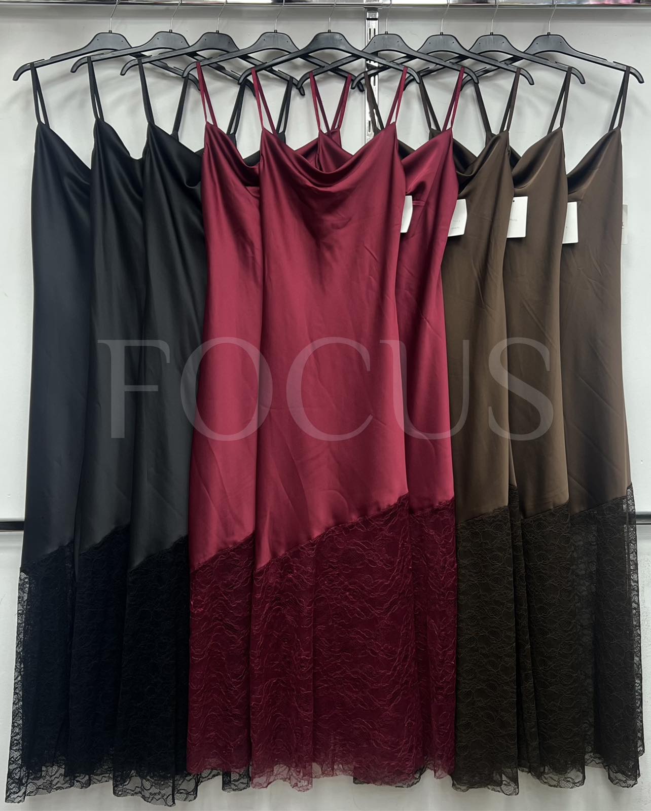 Sukienki Damskie Włoskie , Size uni, paczka 6szt ,mix kolor