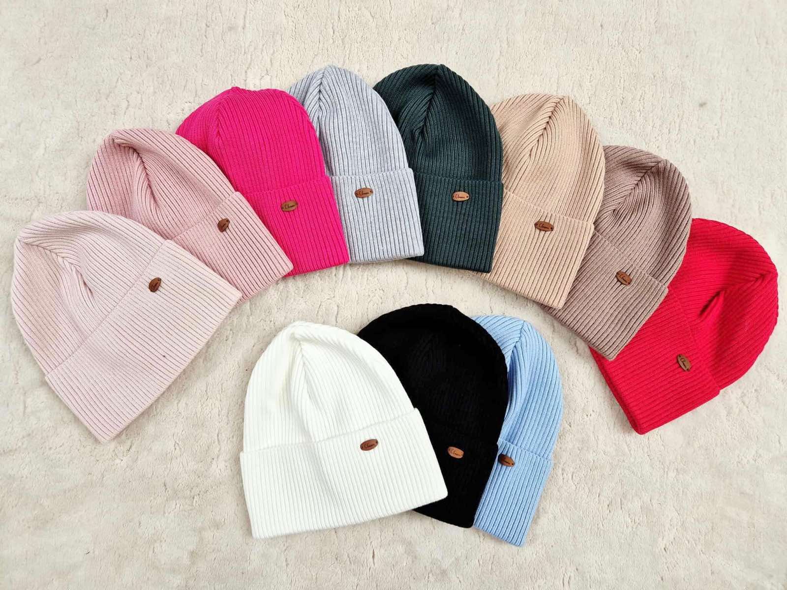 Czapki  Damski , paczka 12szt,mix kolor