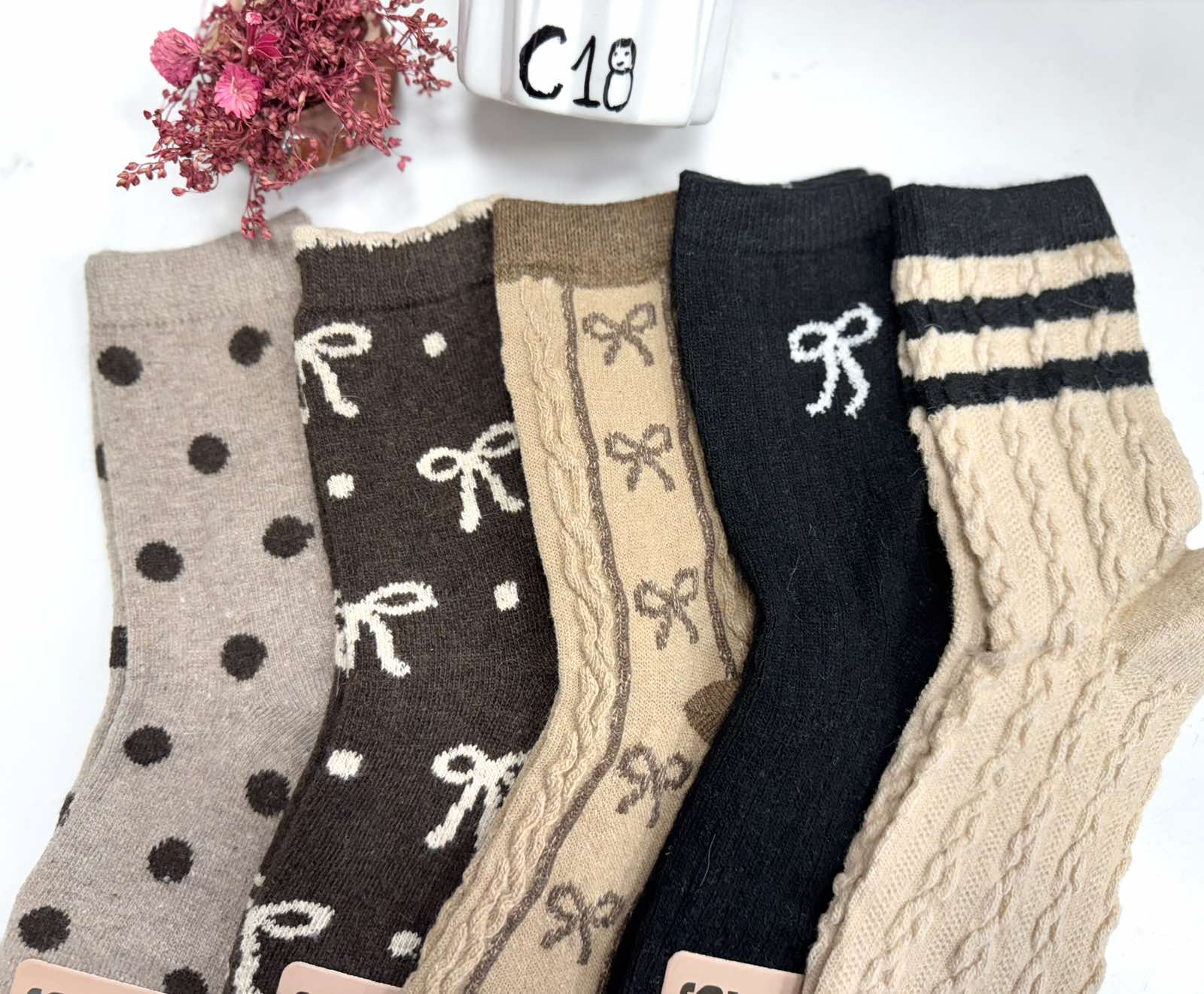 SKARPETY / STOPKI DAMSKIE.SIZE 35-38(40PAR/PACZKA) KOLOR JAK NA ZDZIĘCI