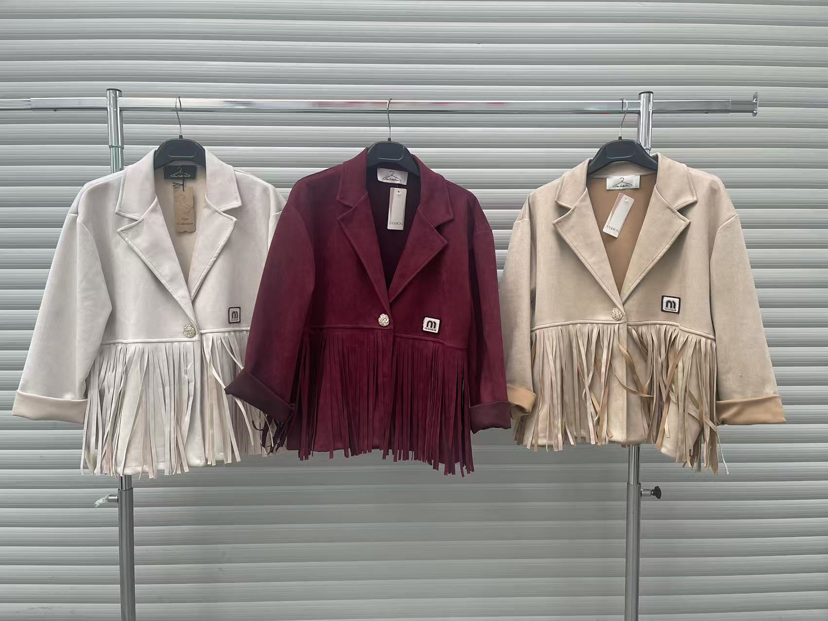 Kurtki Damskie  WŁOSKA  , Size uni, paczka 6szt ,mix kolor