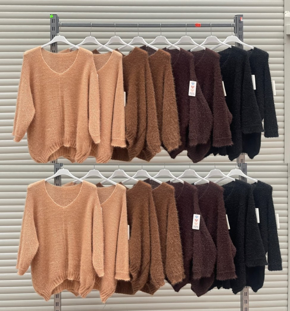 Swetry Damskie wloskie, Size uni, paczka 6szt ,mix kolor