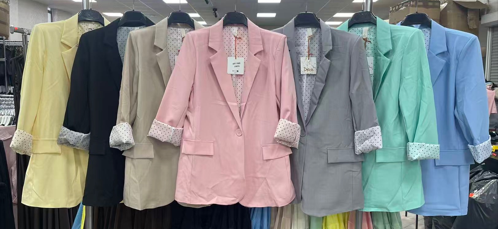 Żakiety i Marynarki Damskie  WŁOSKA  , Size uni, paczka 6szt ,mix kolor