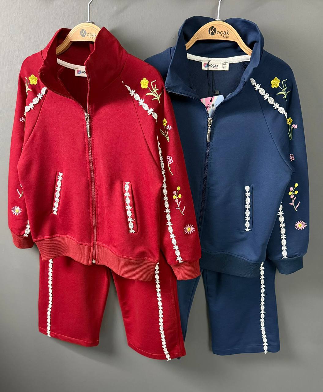 Komplety DZIECIĘCA tureckie,size  5/6-13/14 lat,paczka 6szt ,1kolor