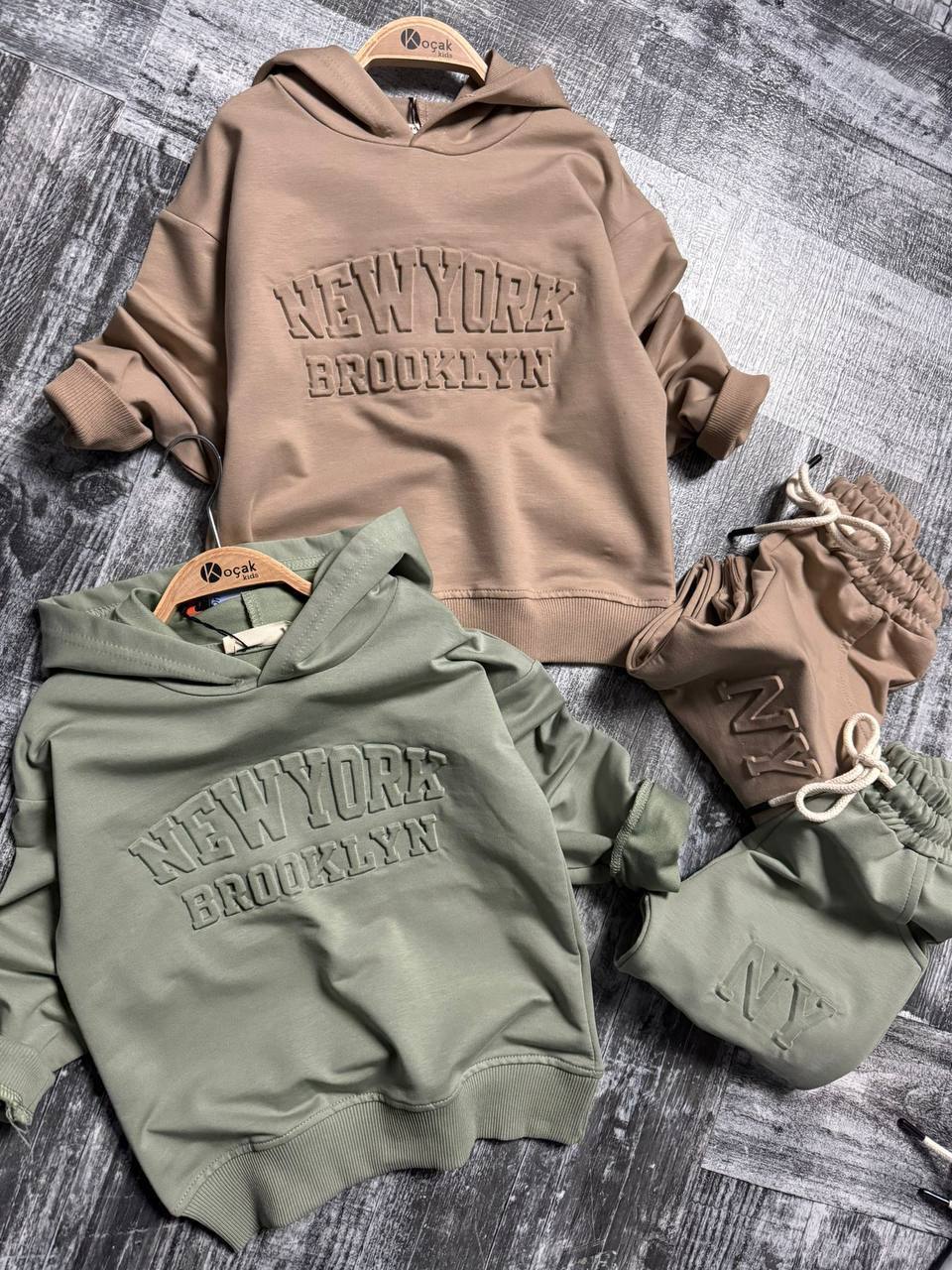 Komplety DZIECIĘCA tureckie,size 5/6-13/14lat,paczka 6szt ,1kolor