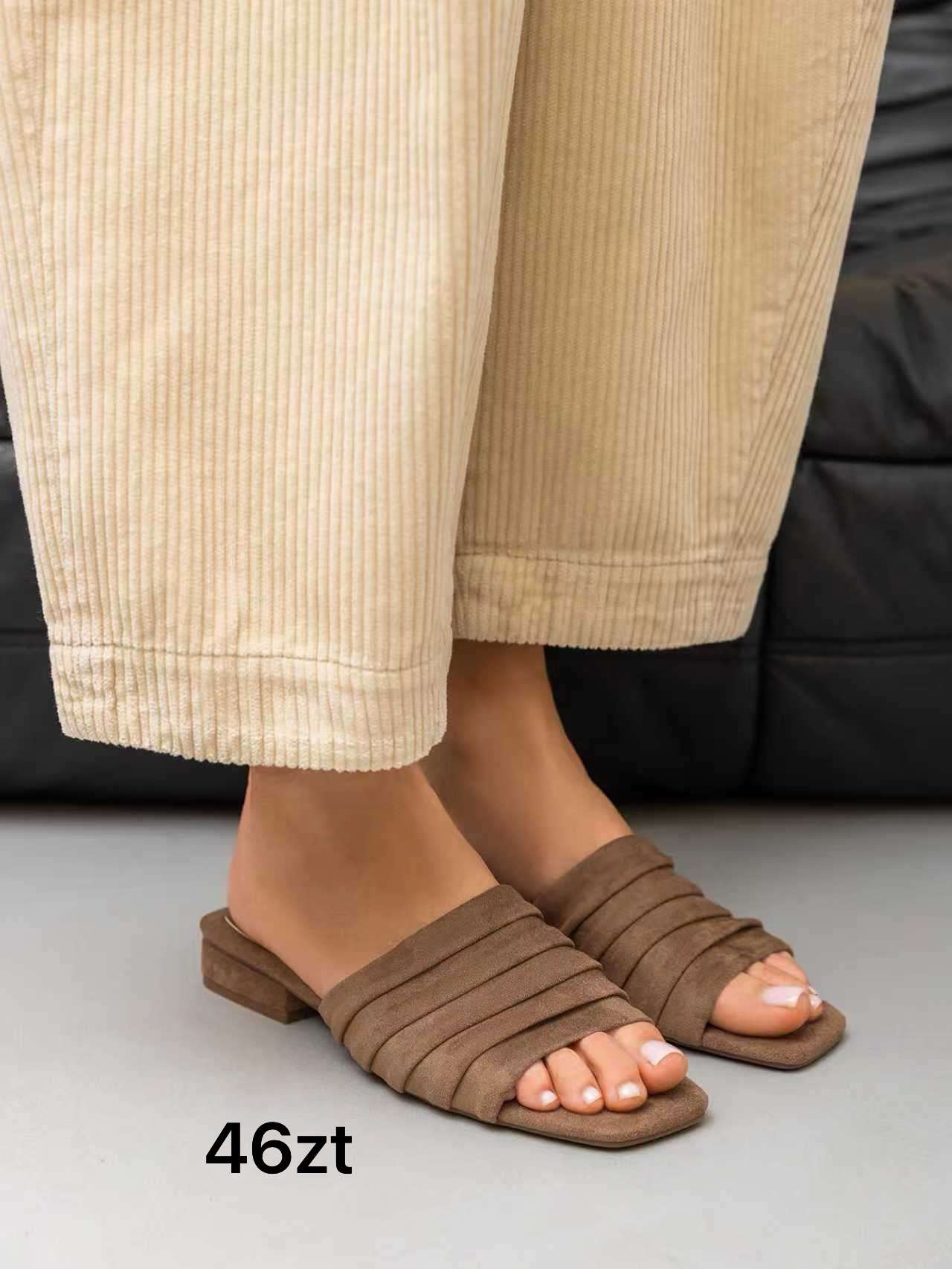 Klapki na Koturnie Damskie (36-41, 12par)