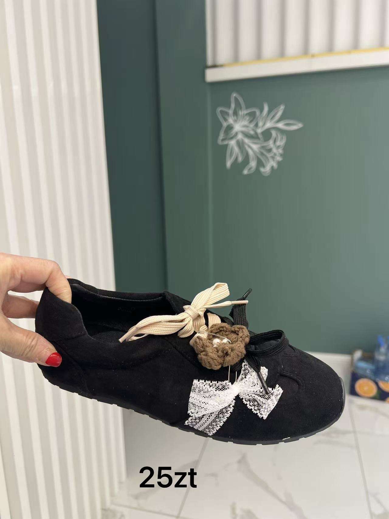 Buty Półbuty DAMSKIE (36-41, 12par)